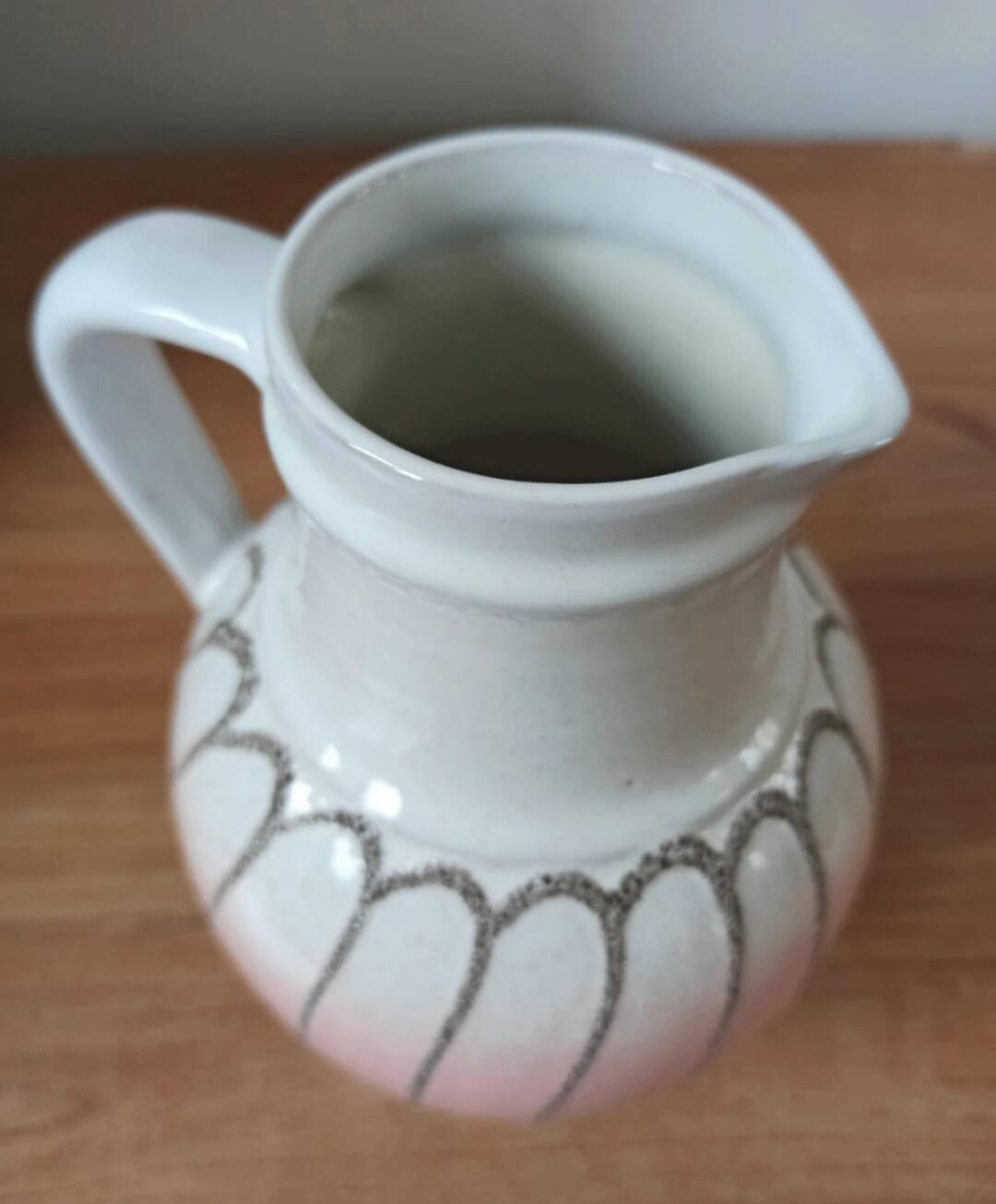 Vintage enamelled ceramic jug - Strelha GDR
