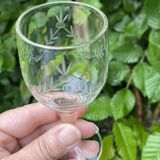 Set of 6 engraved white wine glasses
