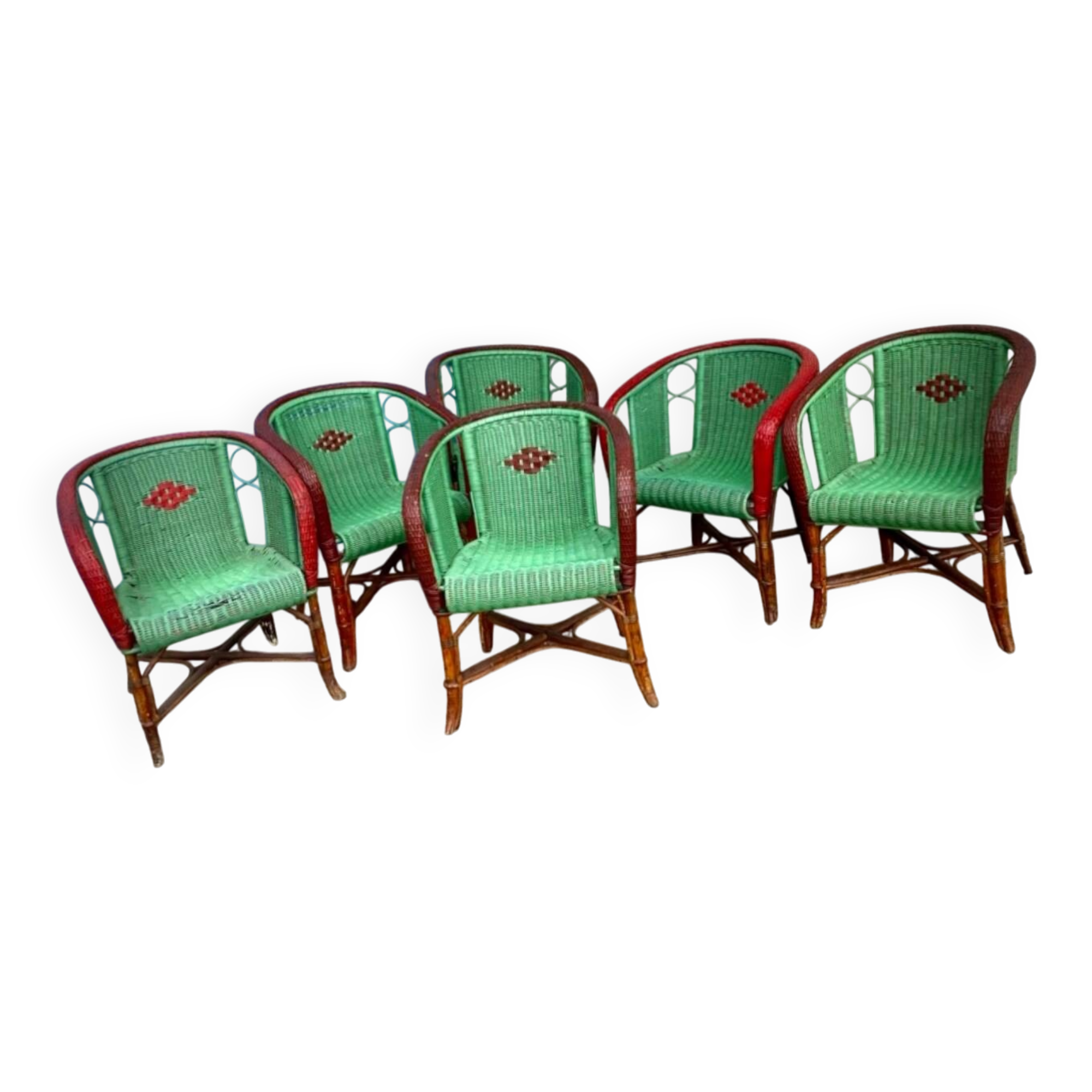 6 wicker chairs