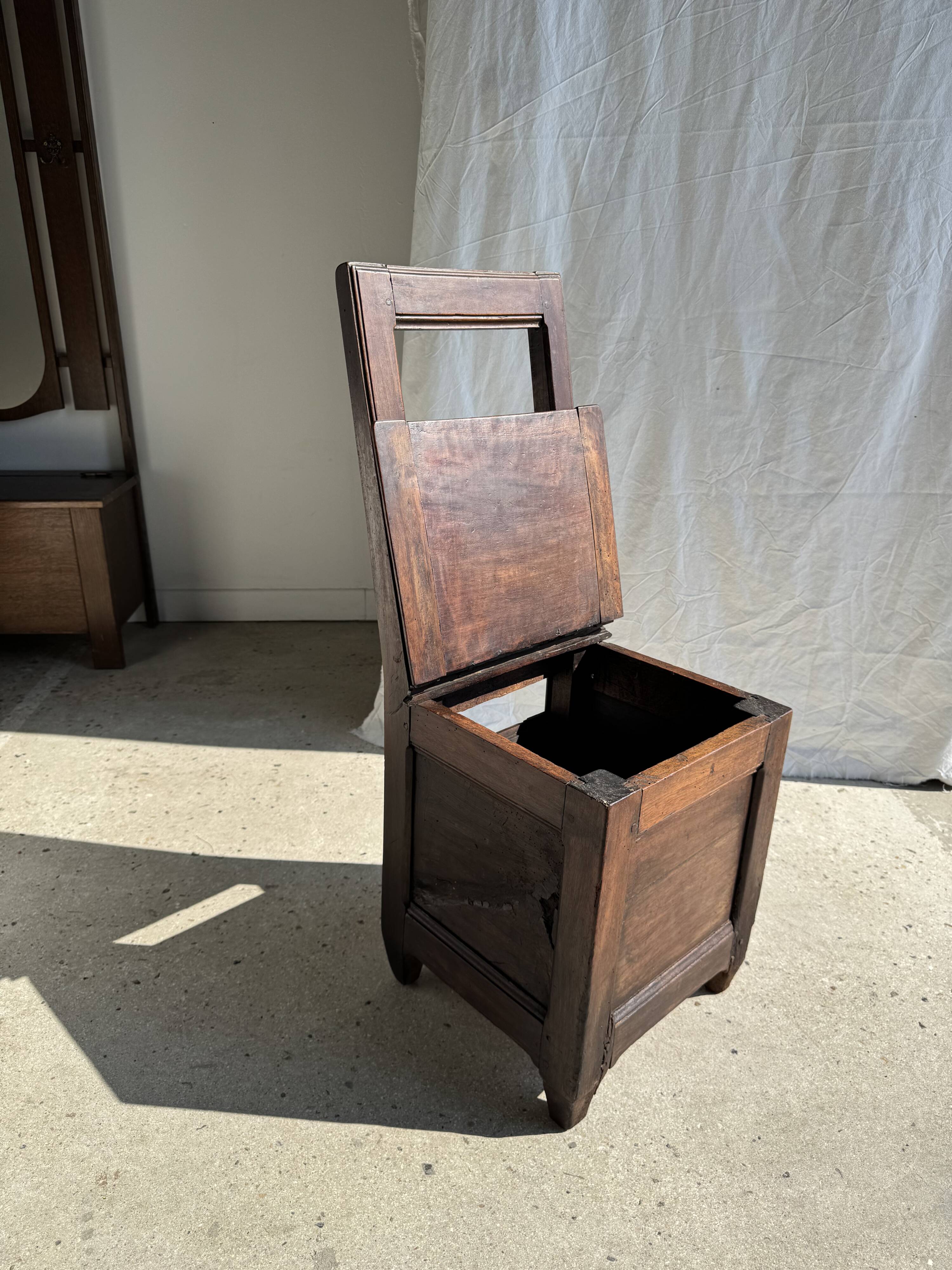 Antique oak storage chair