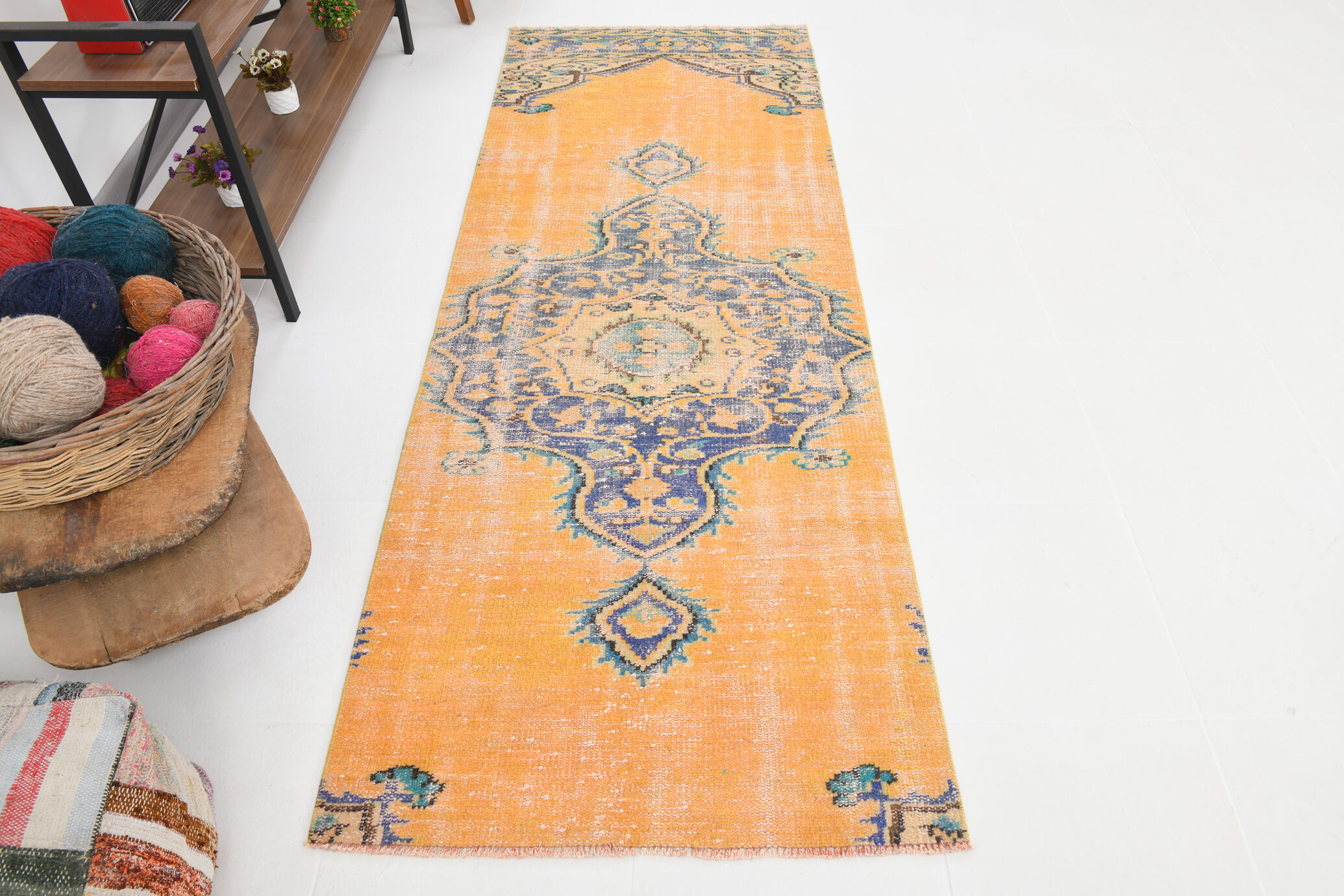 2x8 Short Classic Runner Rug, 56x234Cm