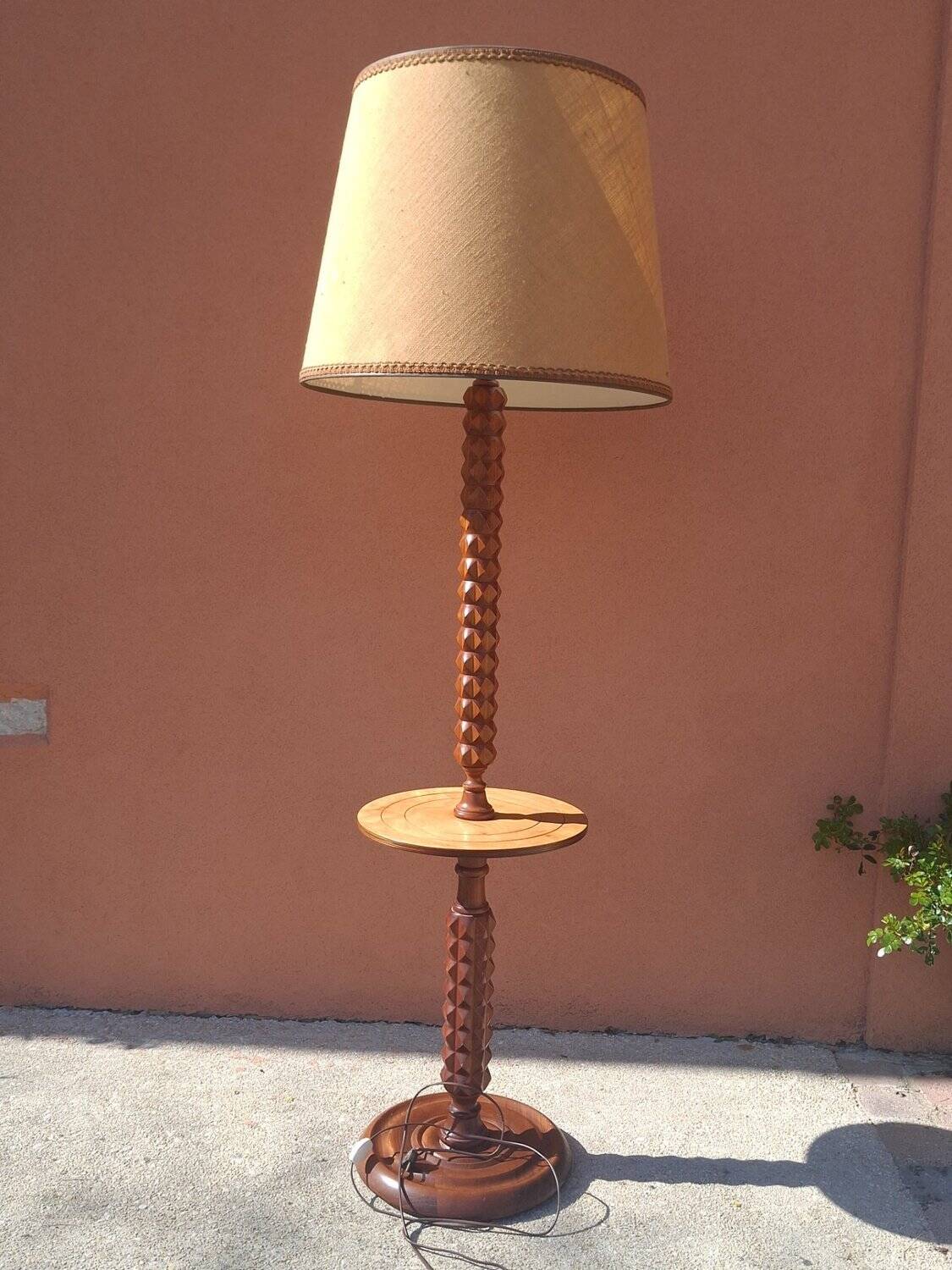 Vintage floor lamp from the 60s-70s with integrated shelf.