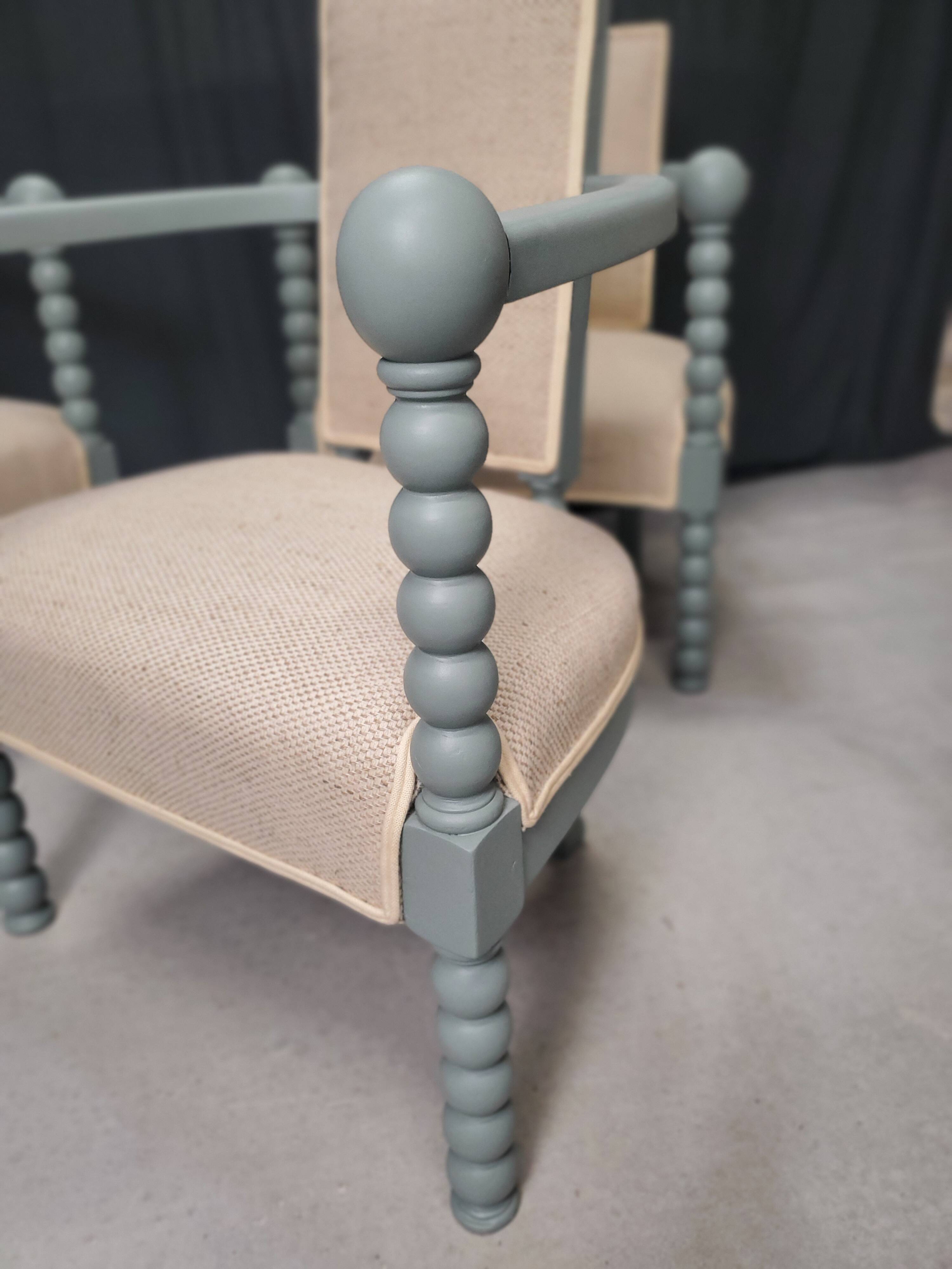 Classic style armchair