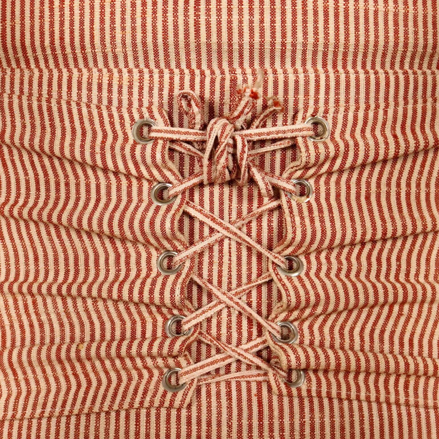 Vintage armchair from the 1970s in wood and fabric, Italy.