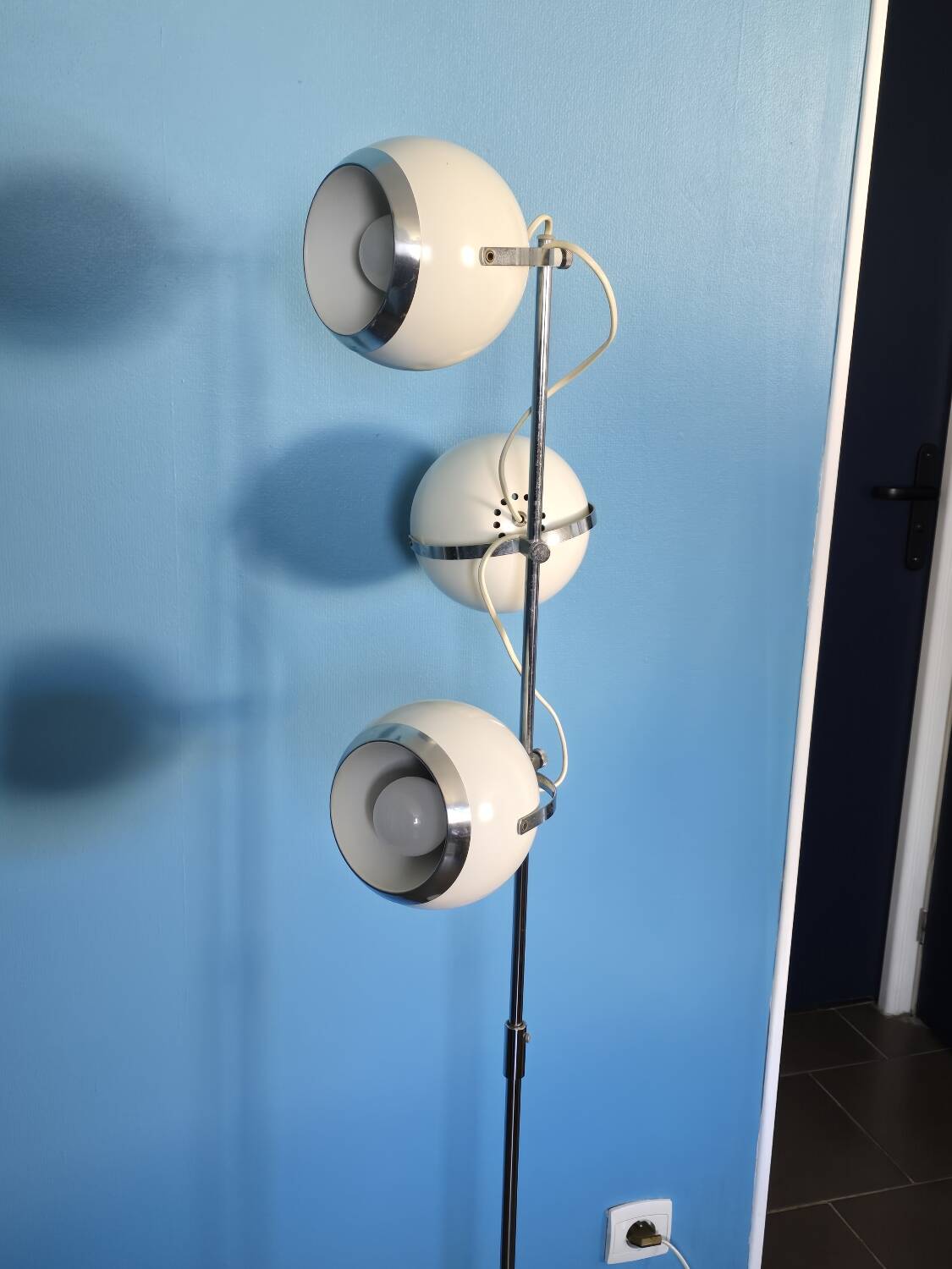 1970s eyeball floor lamp in the style of Gino Sarfatti