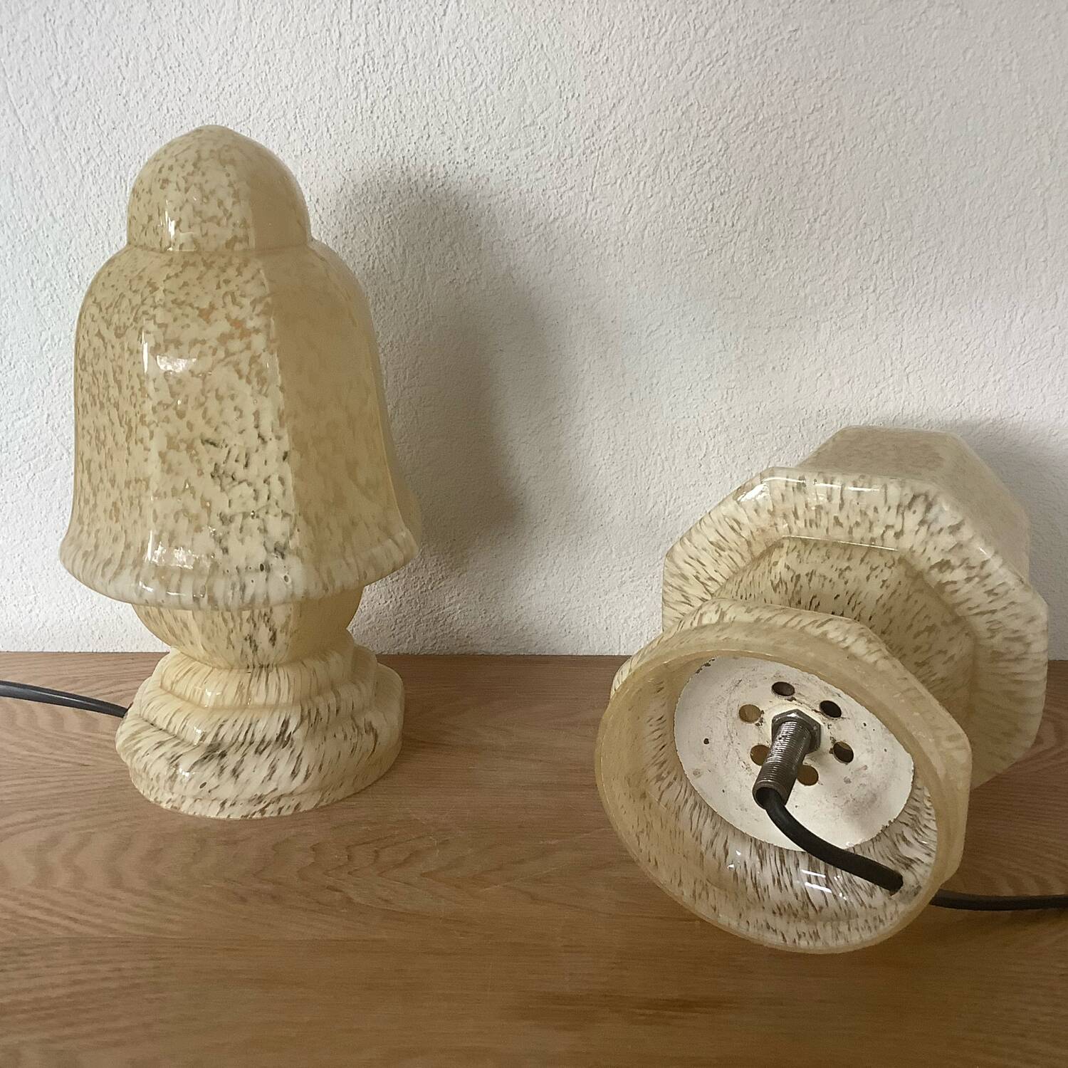 2 Art Deco Globe Lamps in Yellow Clichy Glass.