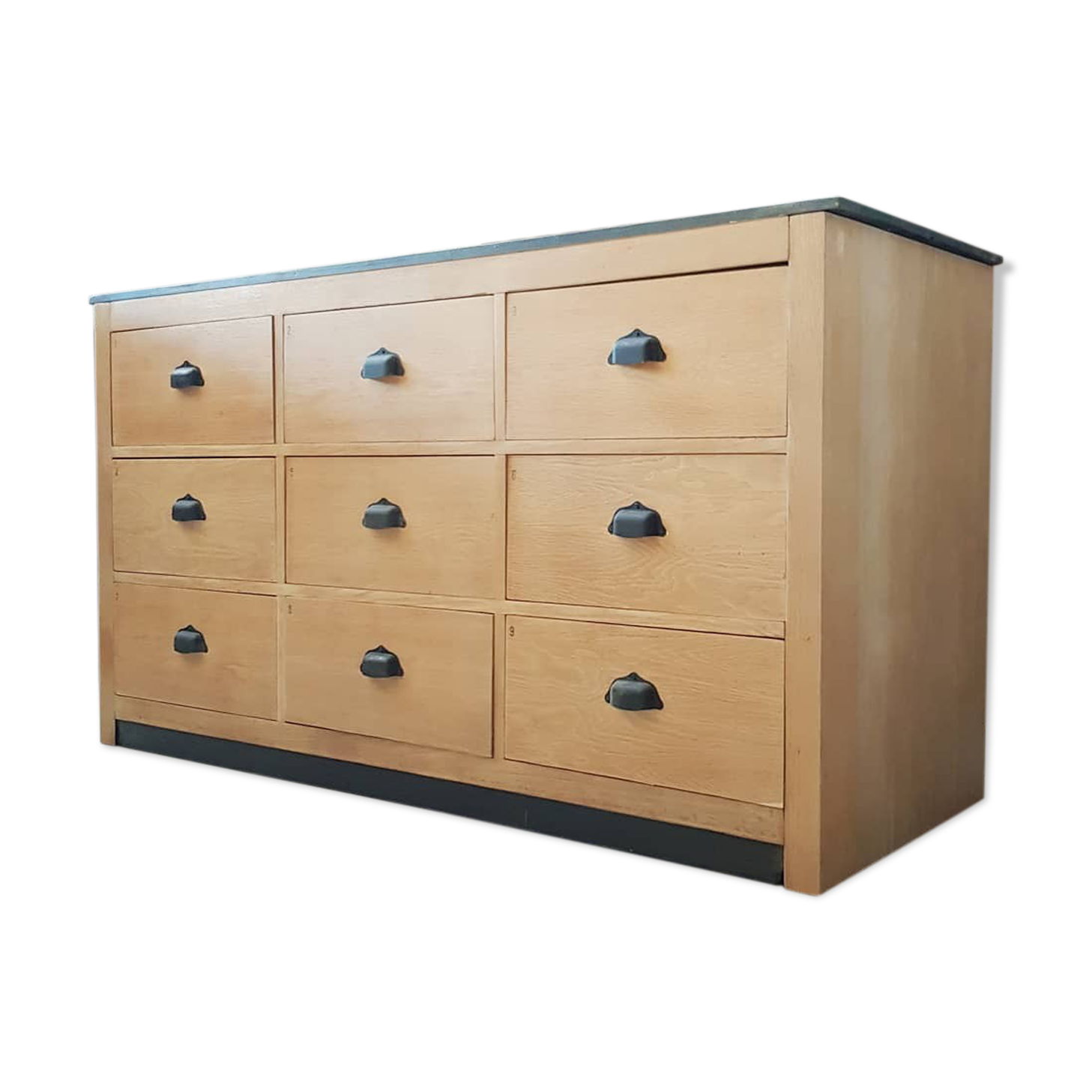 9-drawer haberdashery counter