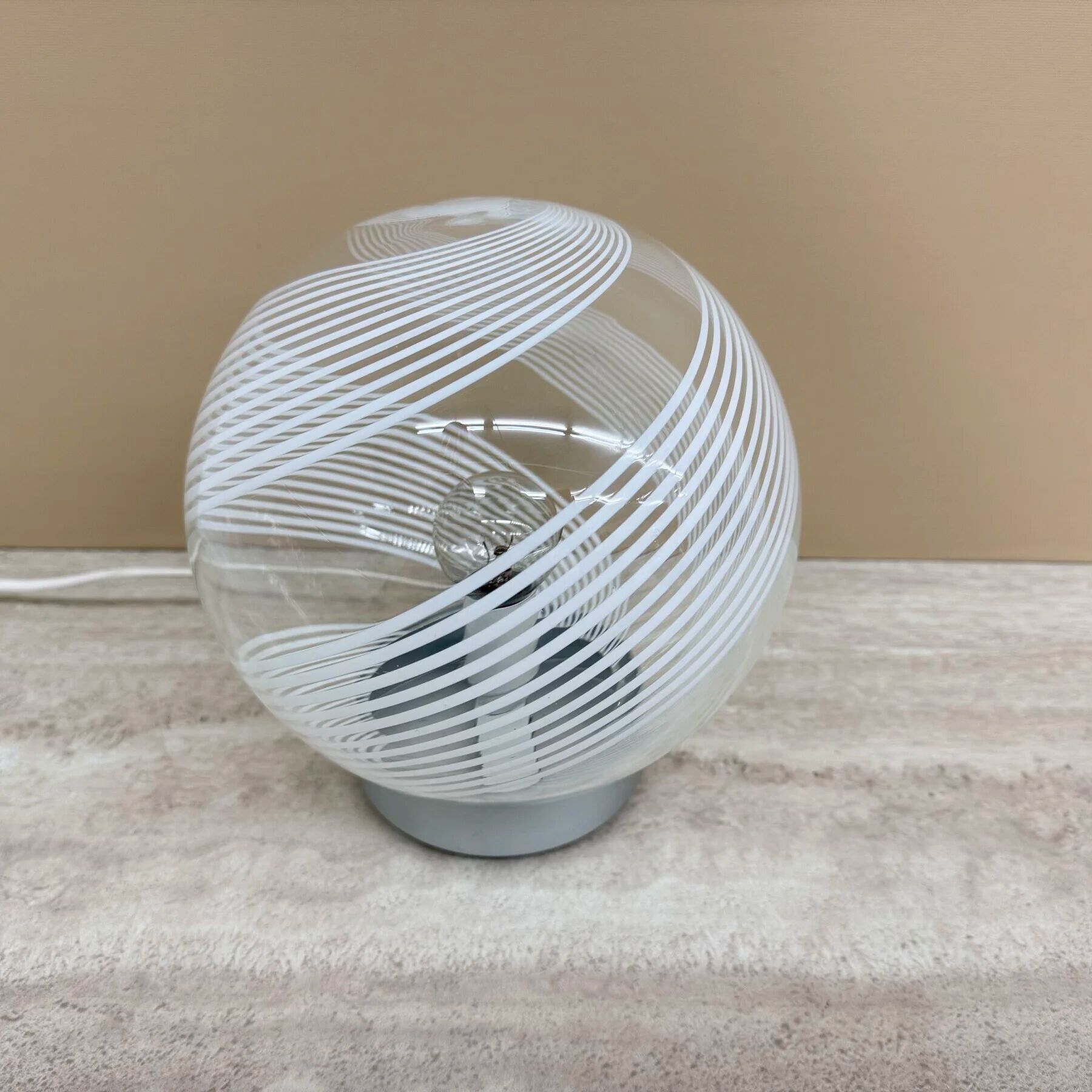 Mid-century design swirl glass table lamp, 1970s Italy