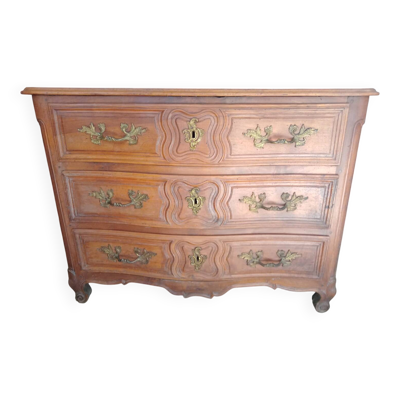 Commode lyonnaise du 18eme siècle en noyer