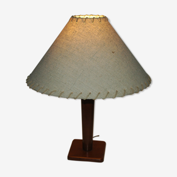 Lampe gainée de cuir