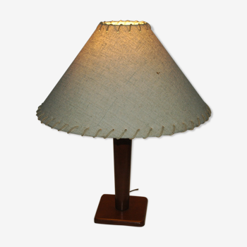 Leather-wrapped lamp