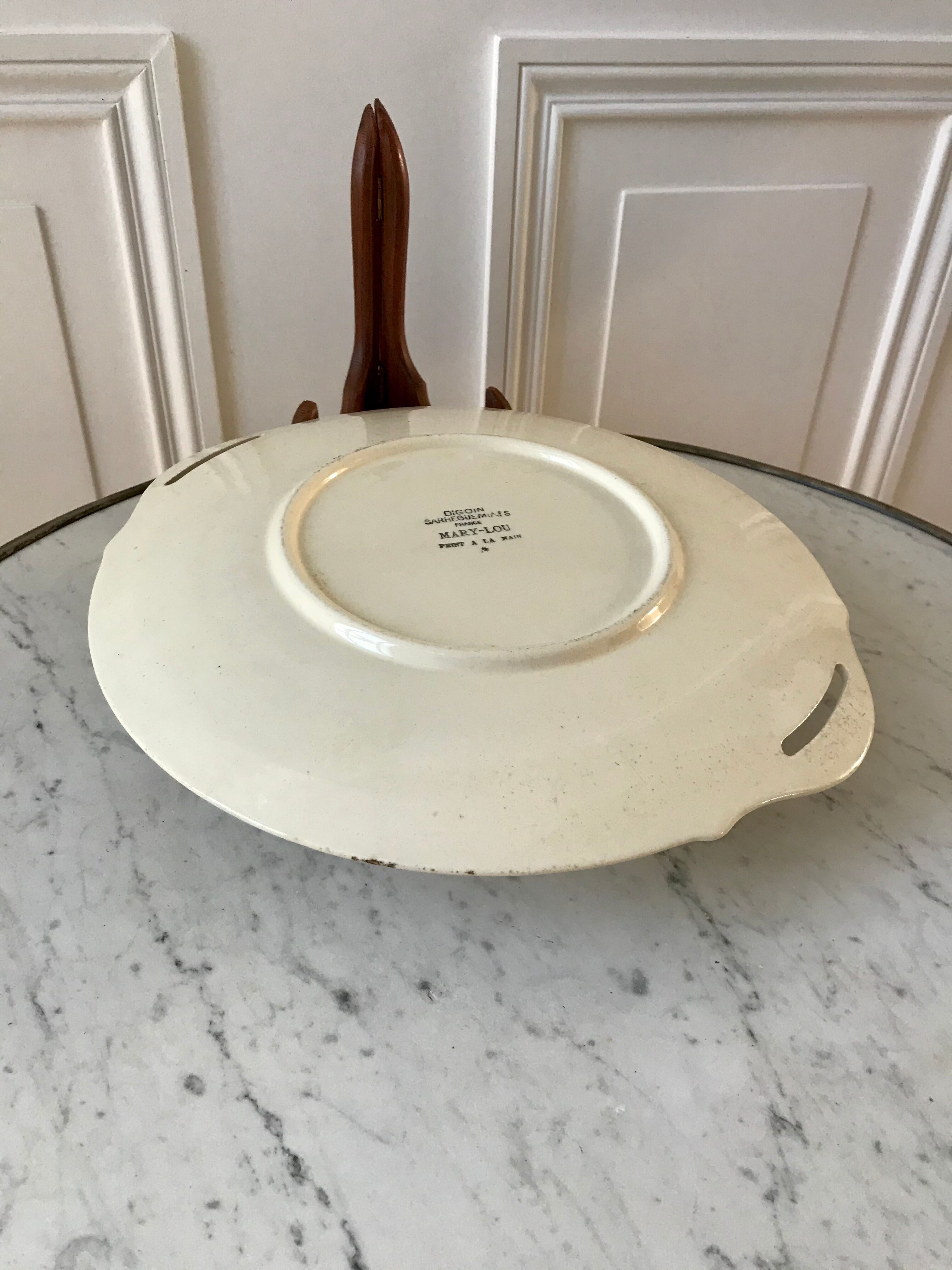 Cake consisting of a cake dish and 8 dessert plates Digoin Sarreguemi