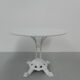 Table de jardin en acier avec base en fonte