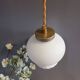 Suspension baladeuse verre cintré opalin blanc , style art déco