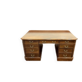 Bureau anglais classique avec chaise de bureau