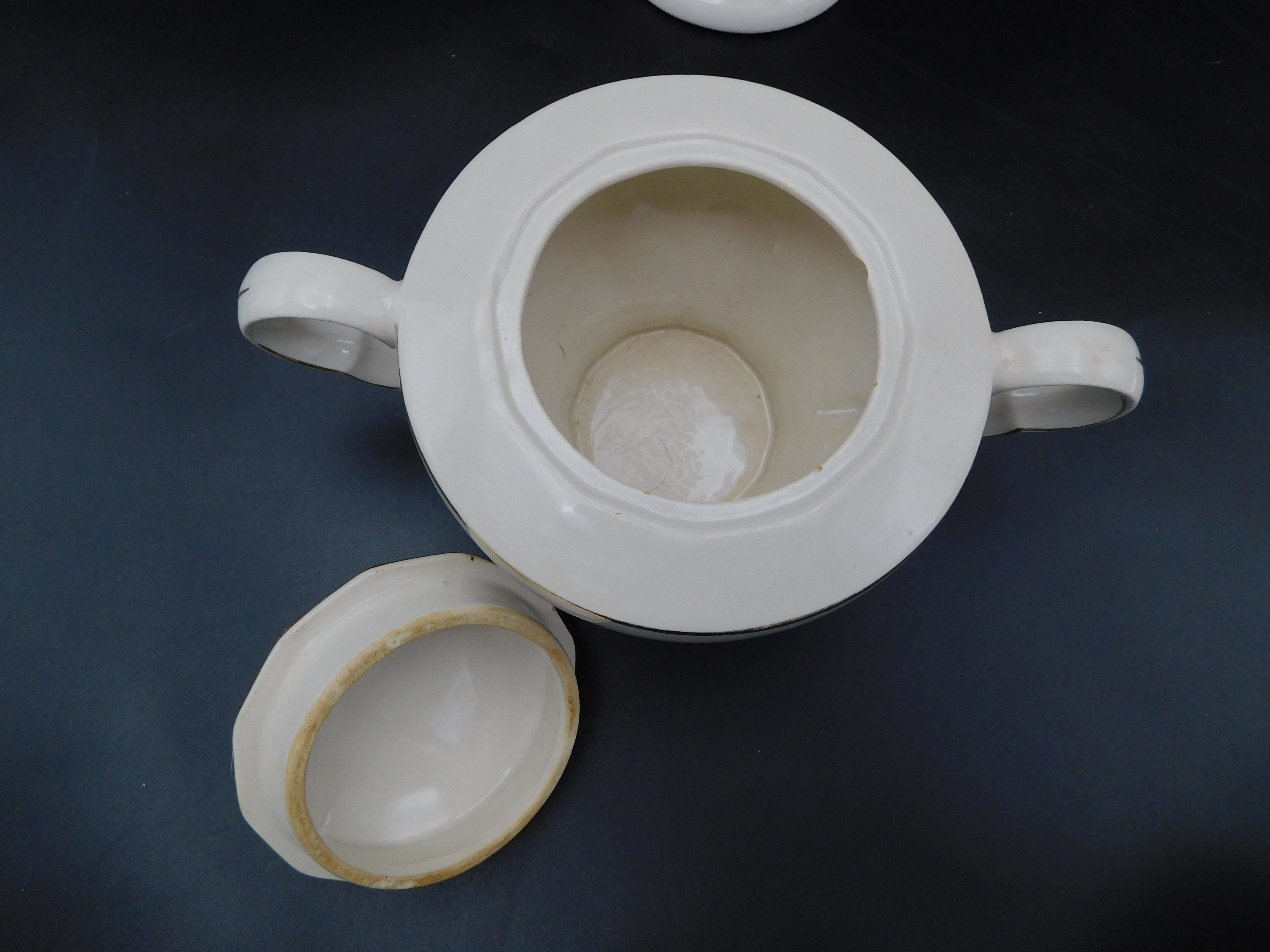 Céranord pourer, creamer and sugar bowl