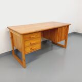 Vintage sled leg pine executive desk from the 60s-70s
