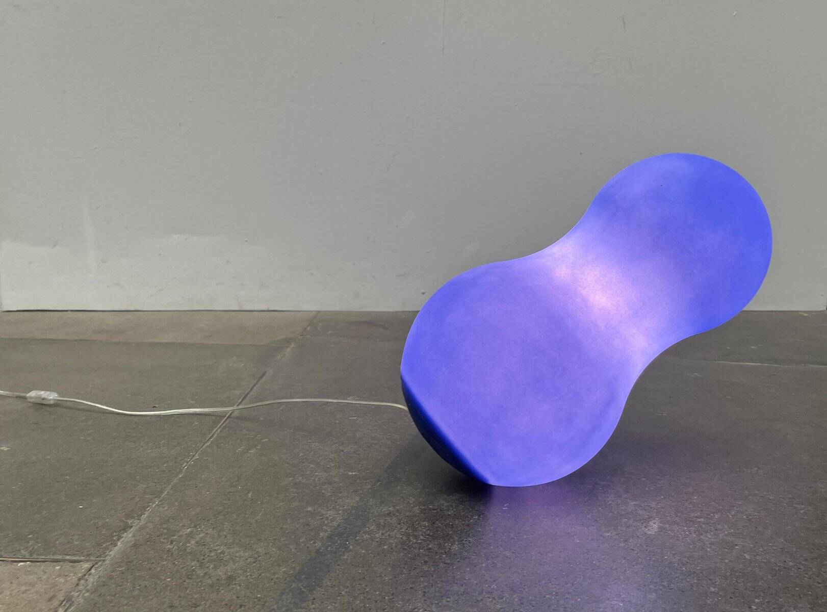 Postmodern balancing floor lamp model Penguin by Dominic Symons for Flötotto.