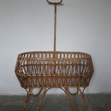 Cradle / bassinet rattan.