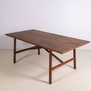Table à manger en chêne par un ébéniste danois, années 1960, Danemark