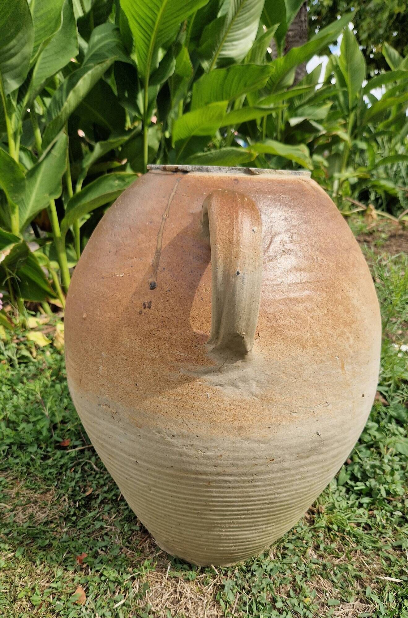 Stoneware jar from Puisaye