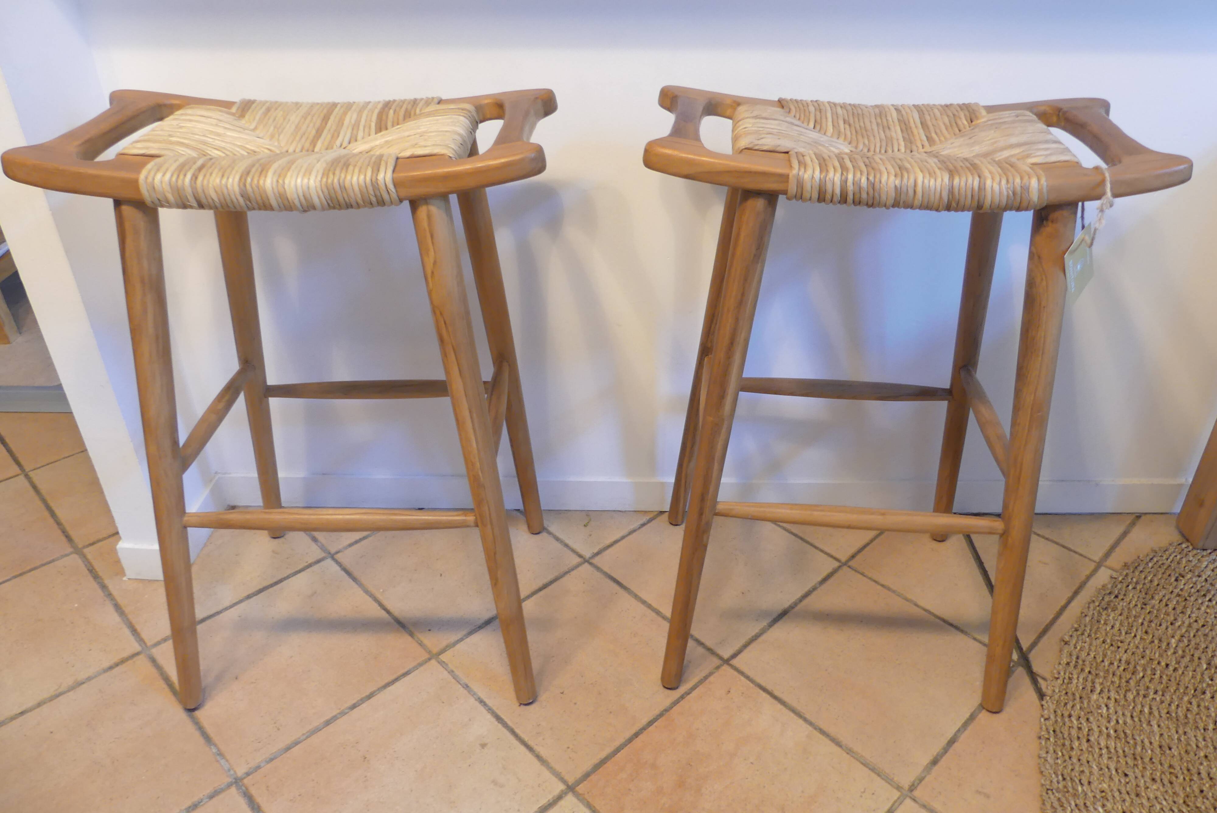 Tabouret de bar en teck et raphia