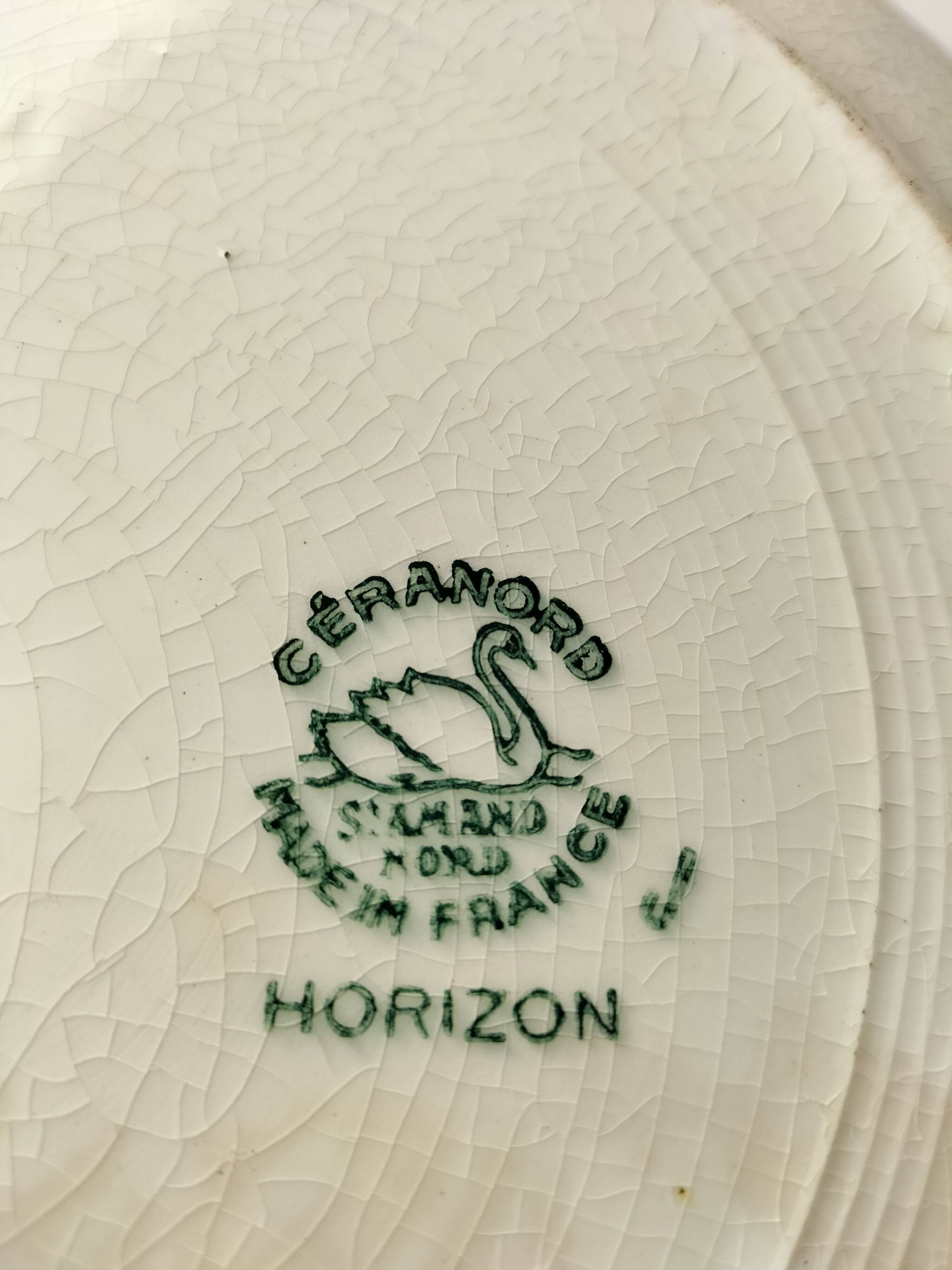 Large hollow dish St Amand Horizon model