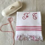 Lot de deux serviettes nid d'abeille anciennes