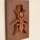 Plaque décorative en bois avec motif d'insecte