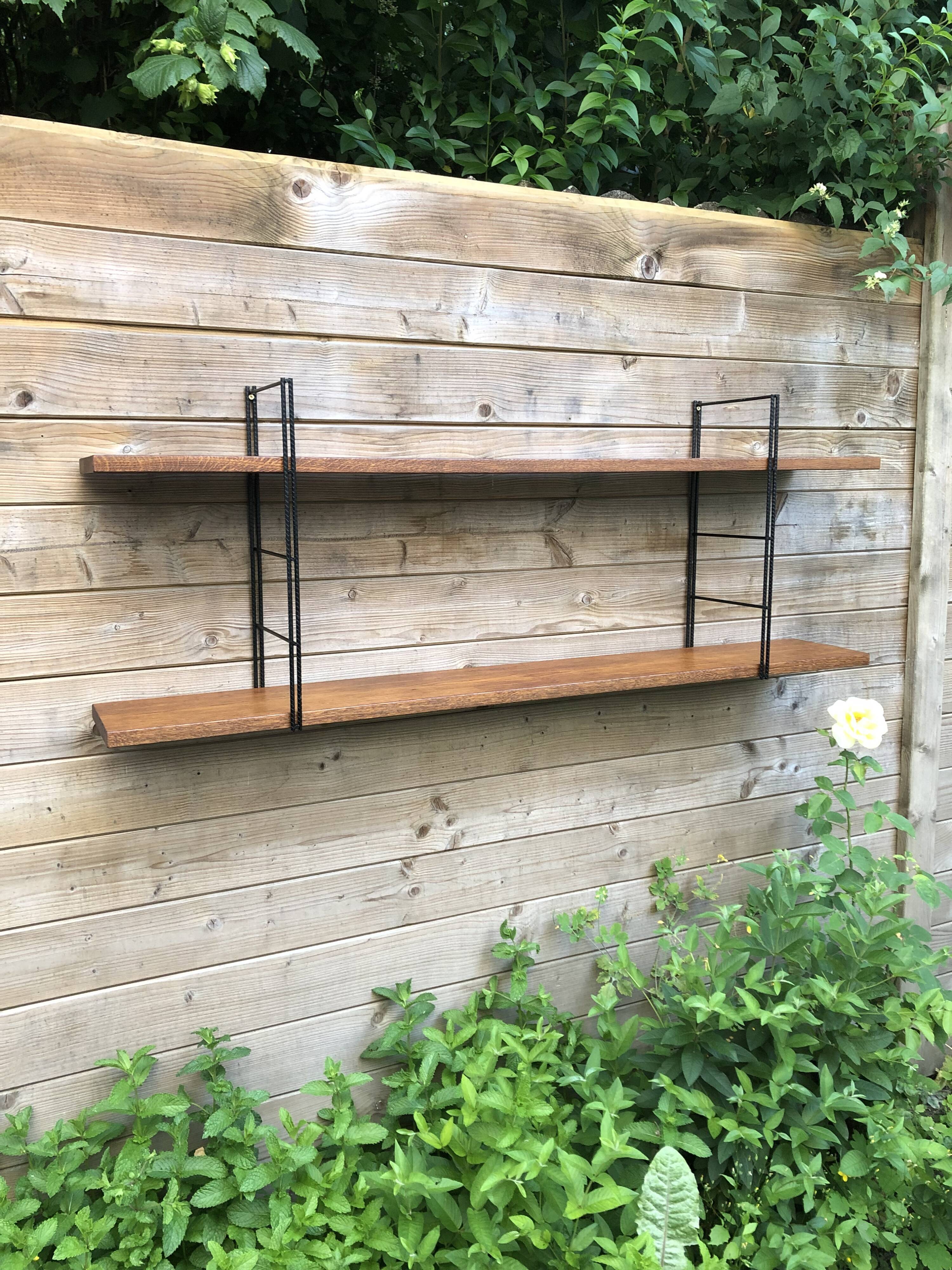 Wall shelf