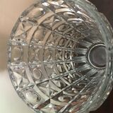 Vase en verre moulé