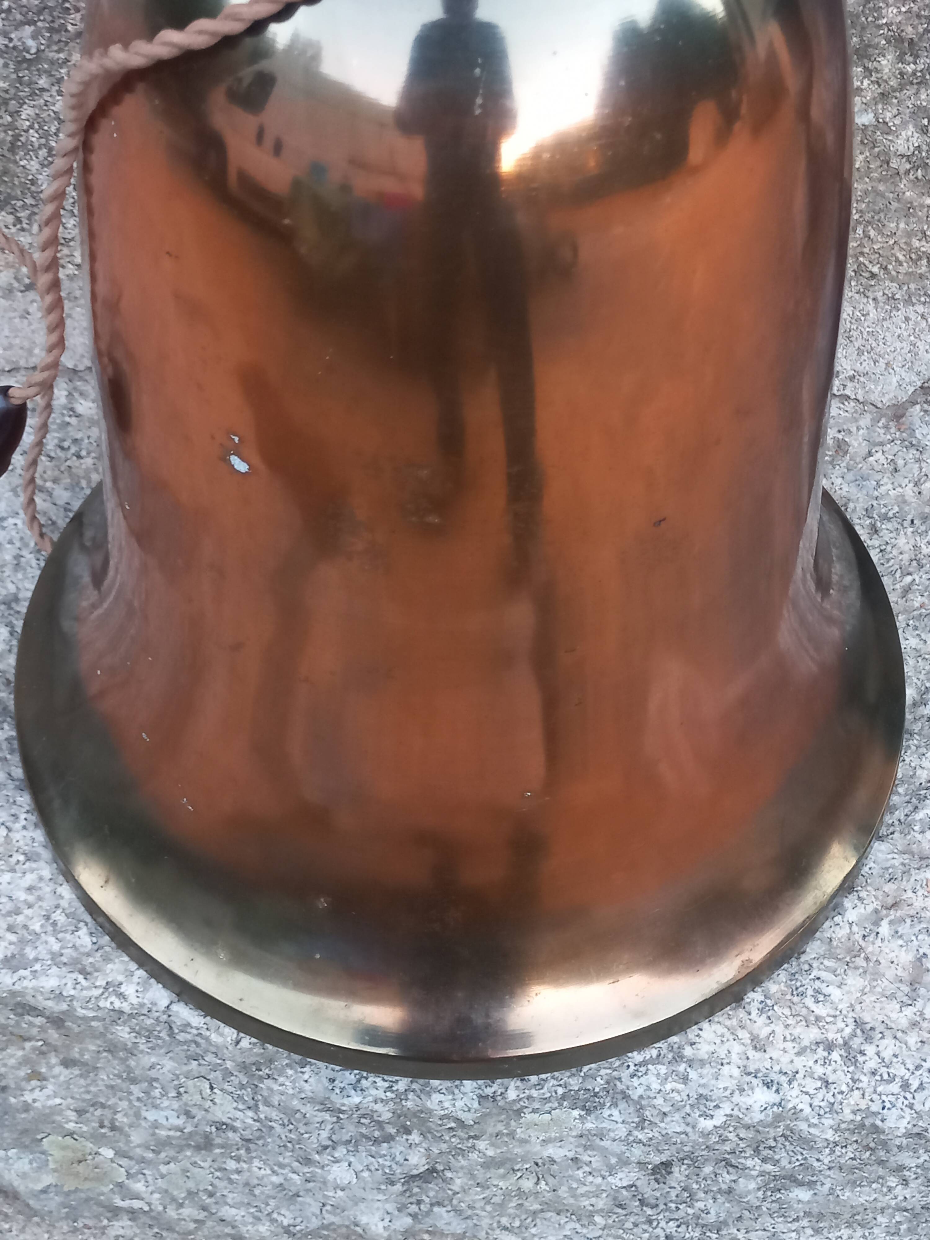 Art Deco tulip lamp in copper metal, 42.5cm from the 1930s.