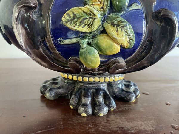 Grande jardinière / cache-pot ancien en céramique émaillée – décor d’oiseau