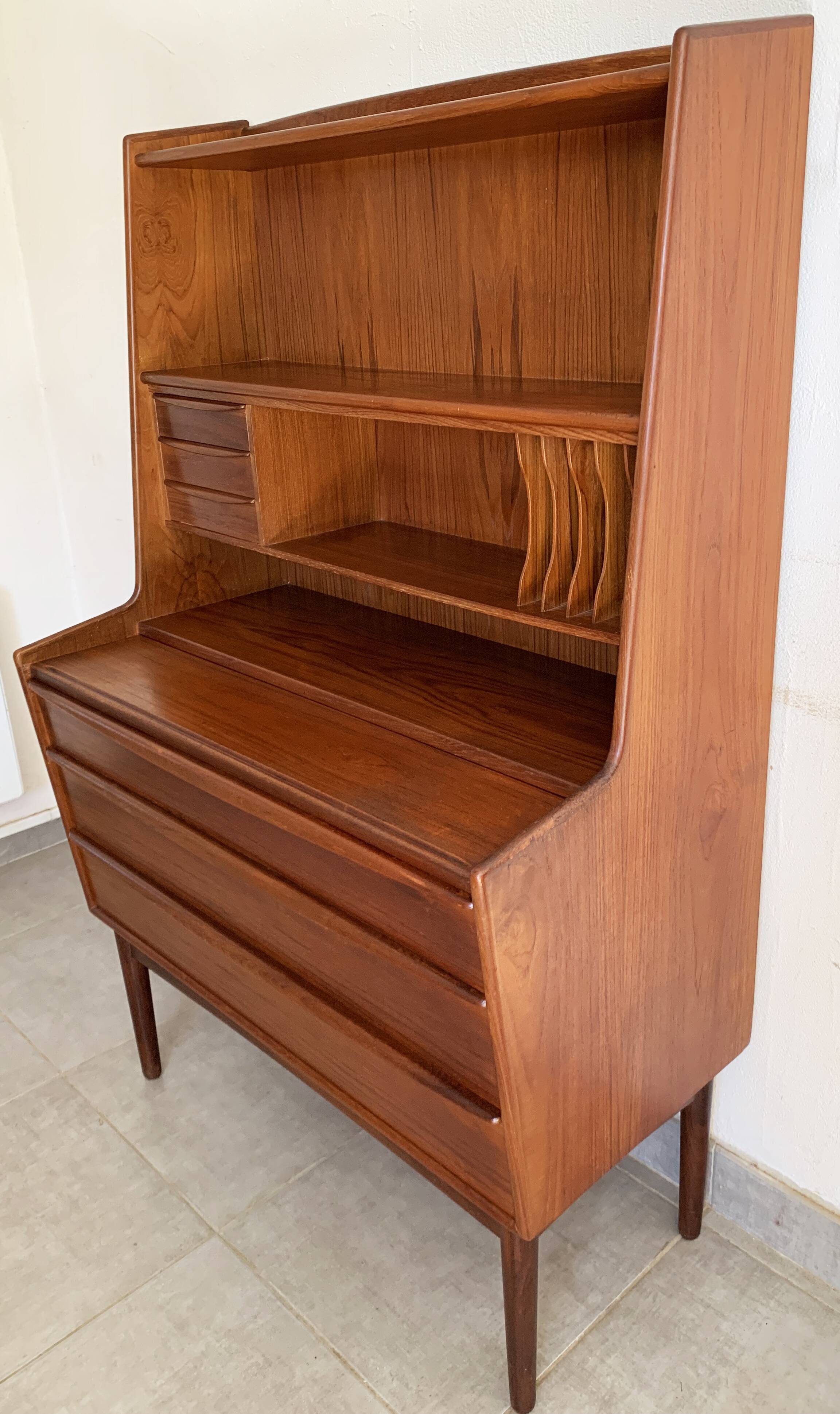 Secretaire vintage danois en teck par svend a.madsen