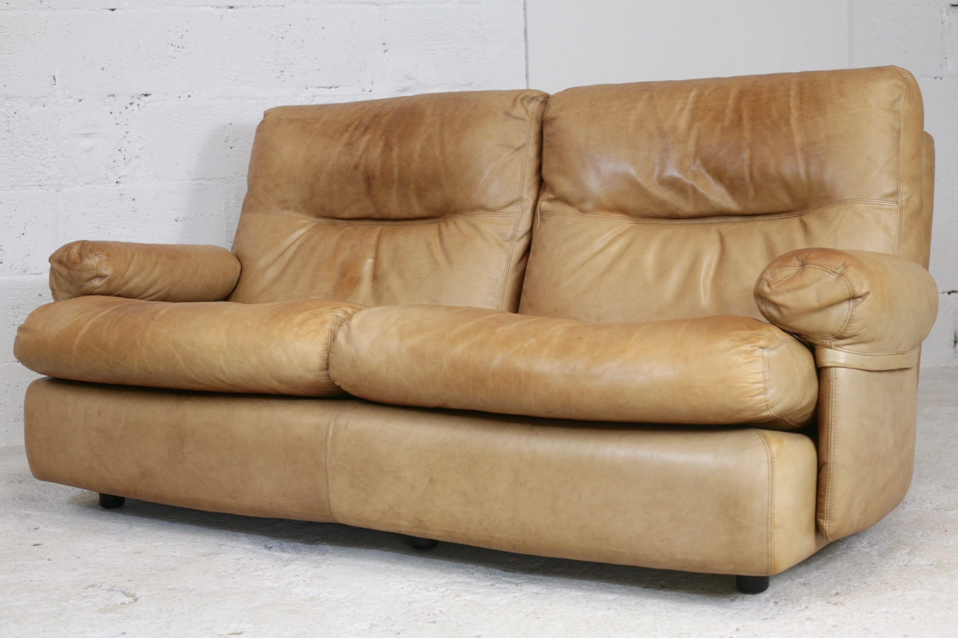 Leather sofa, Albany model, late 70's, Roset edition