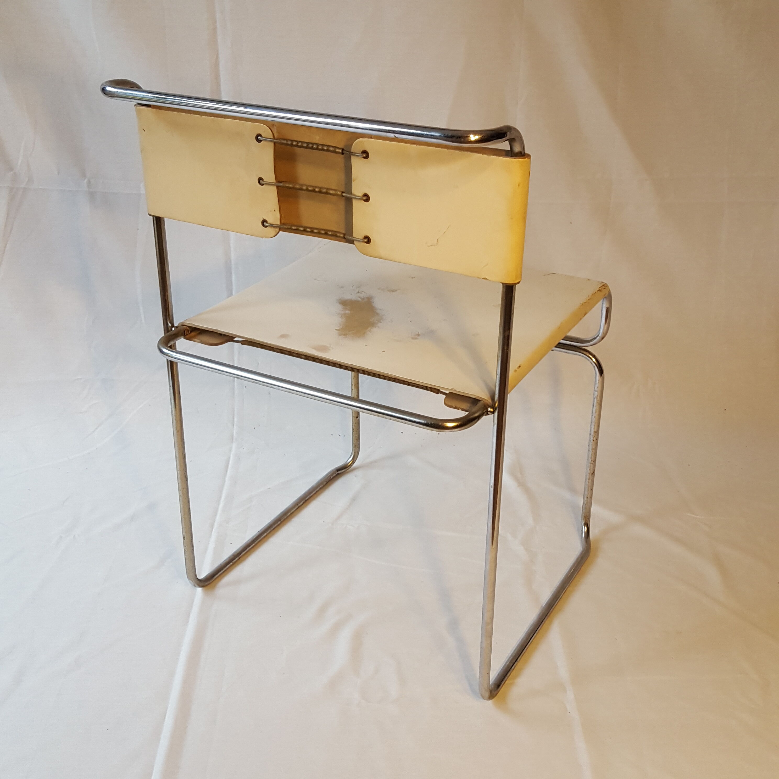 Giovanni Carini chair edited by Planula