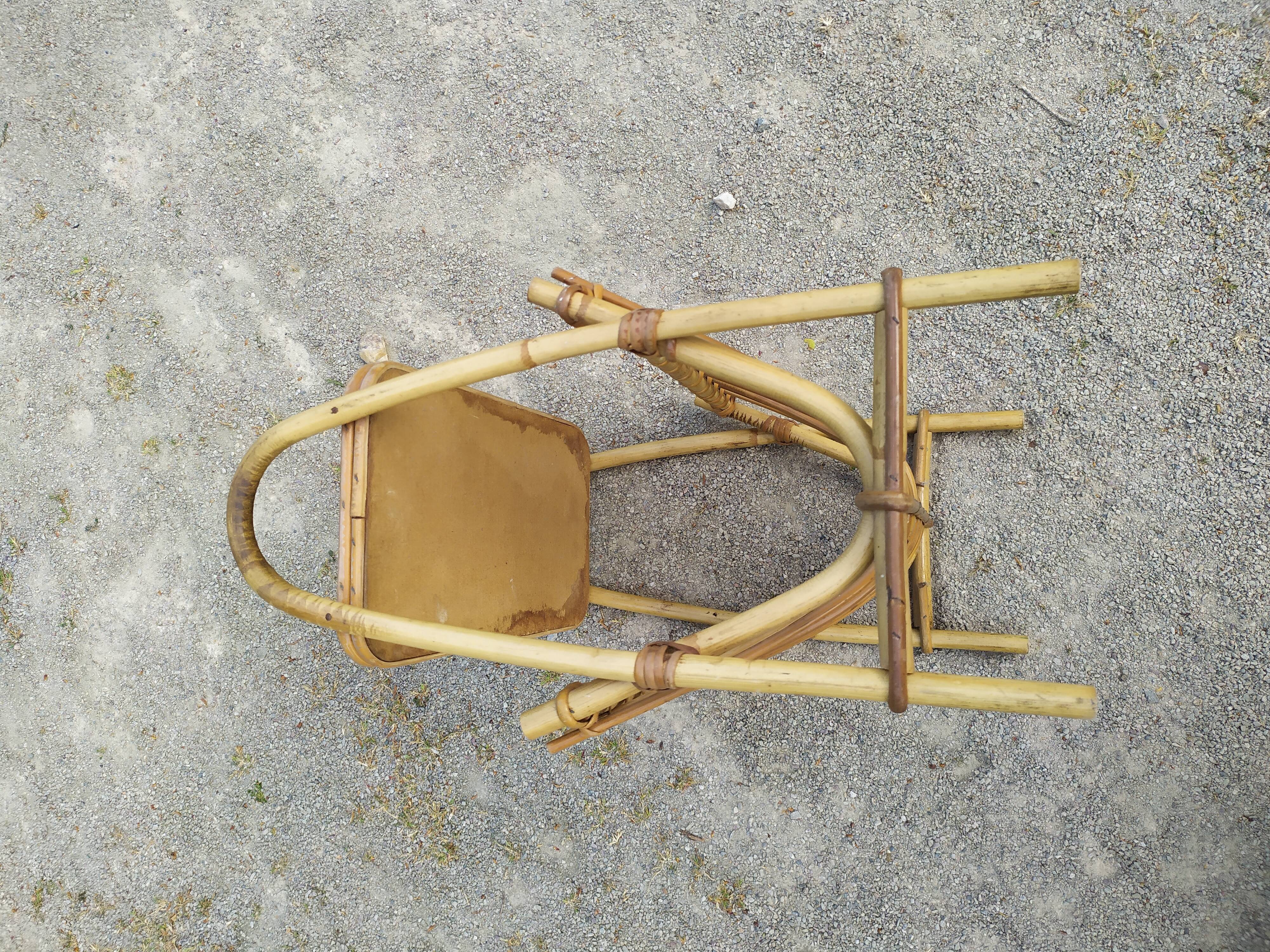Magazine rack from the 50s and 60s