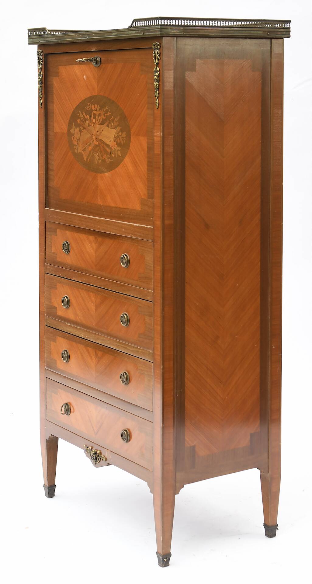 Transition style lady's secretary