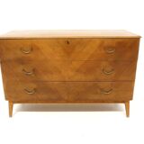 Scandinavian walnut chest of drawers, Swedish modern, Sweden, 1940.