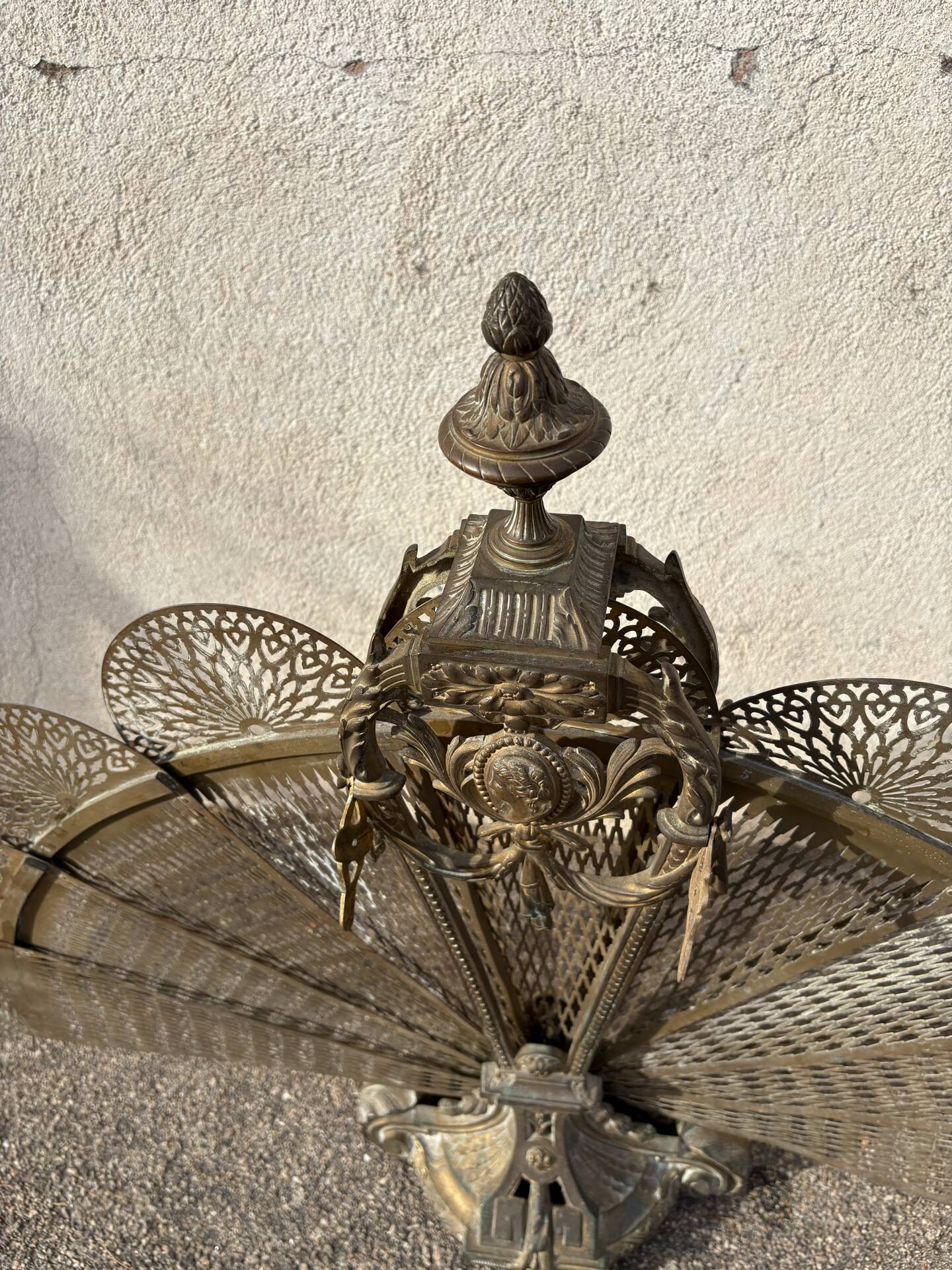 Fireplace screen