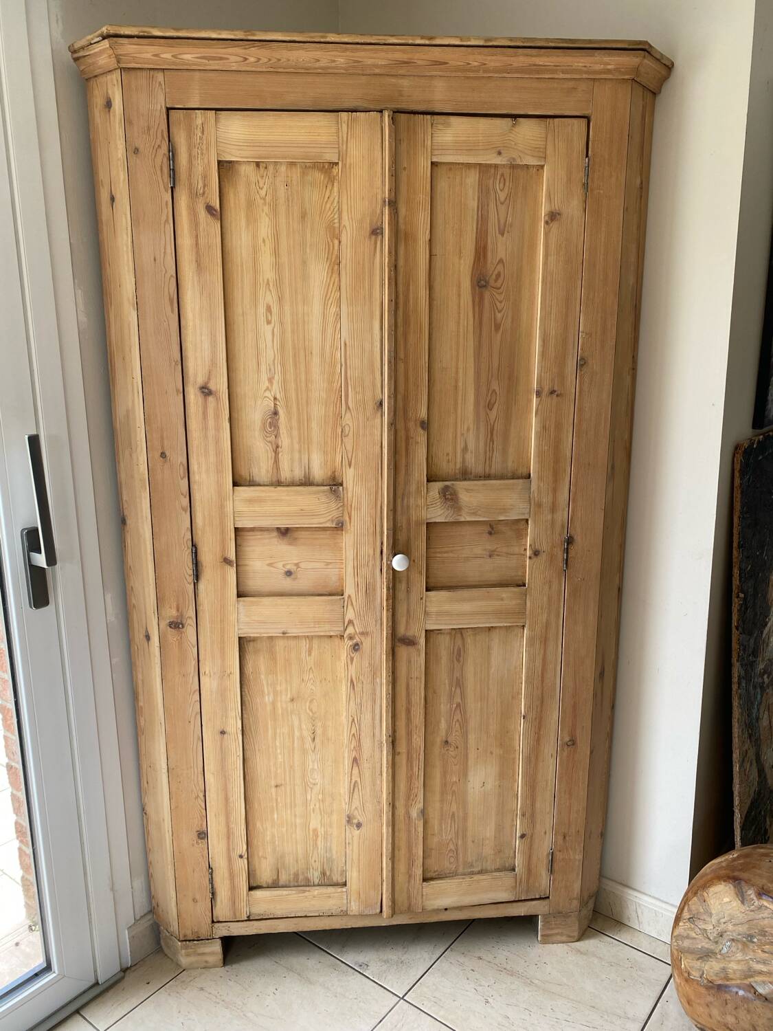 2-door wardrobe/country corner