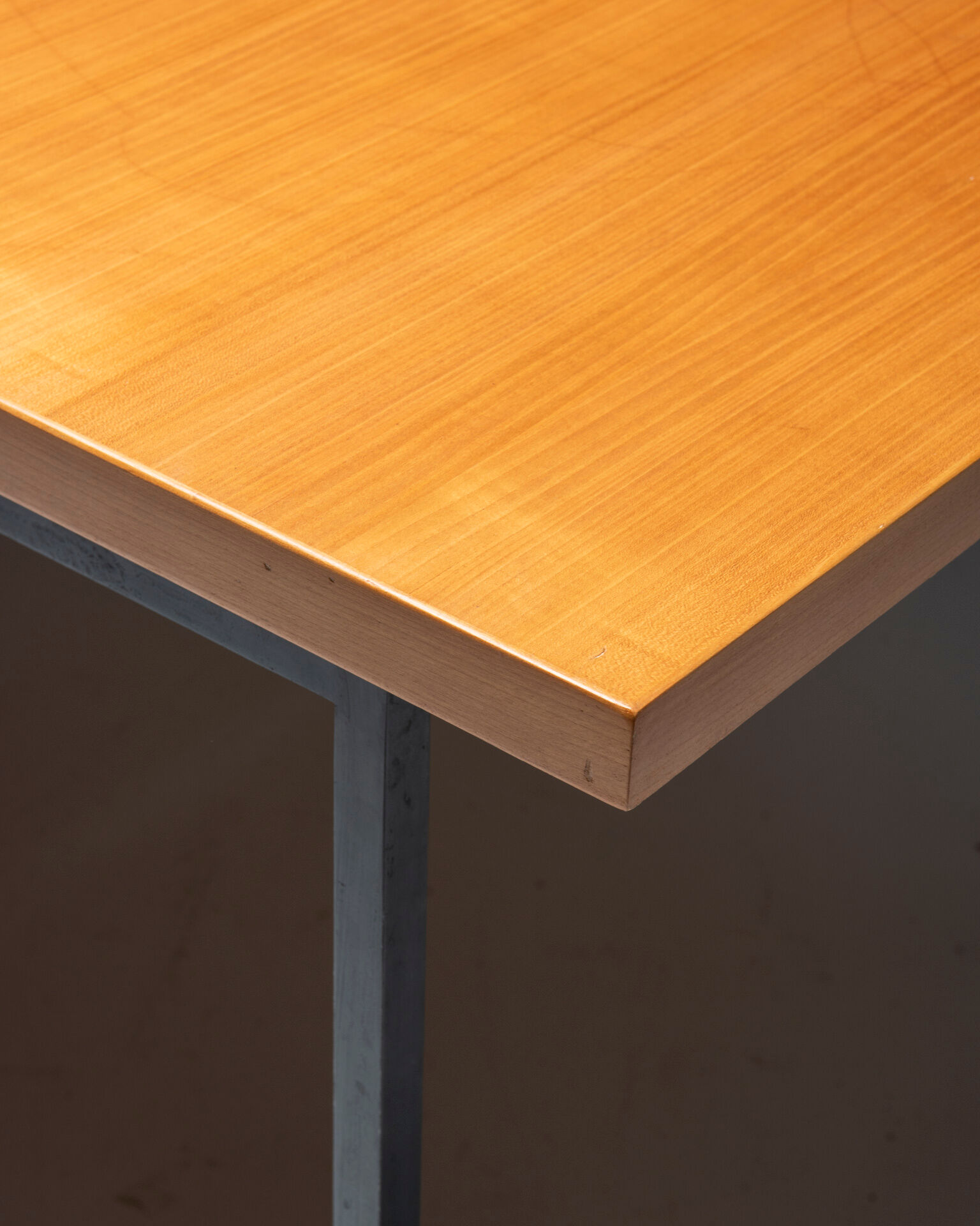 'No. 413' Extendable Dining Table in ash wood, Fred Ruf for Knoll Int., 1960's