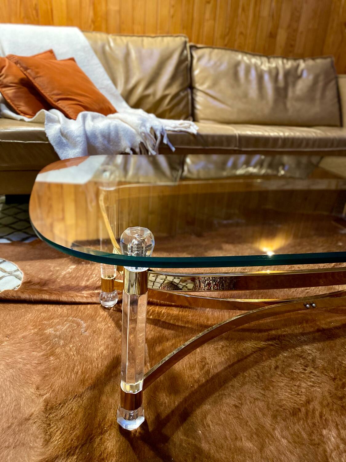 Vintage coffee table with bevelled glass and plexiglass from the 1970s.