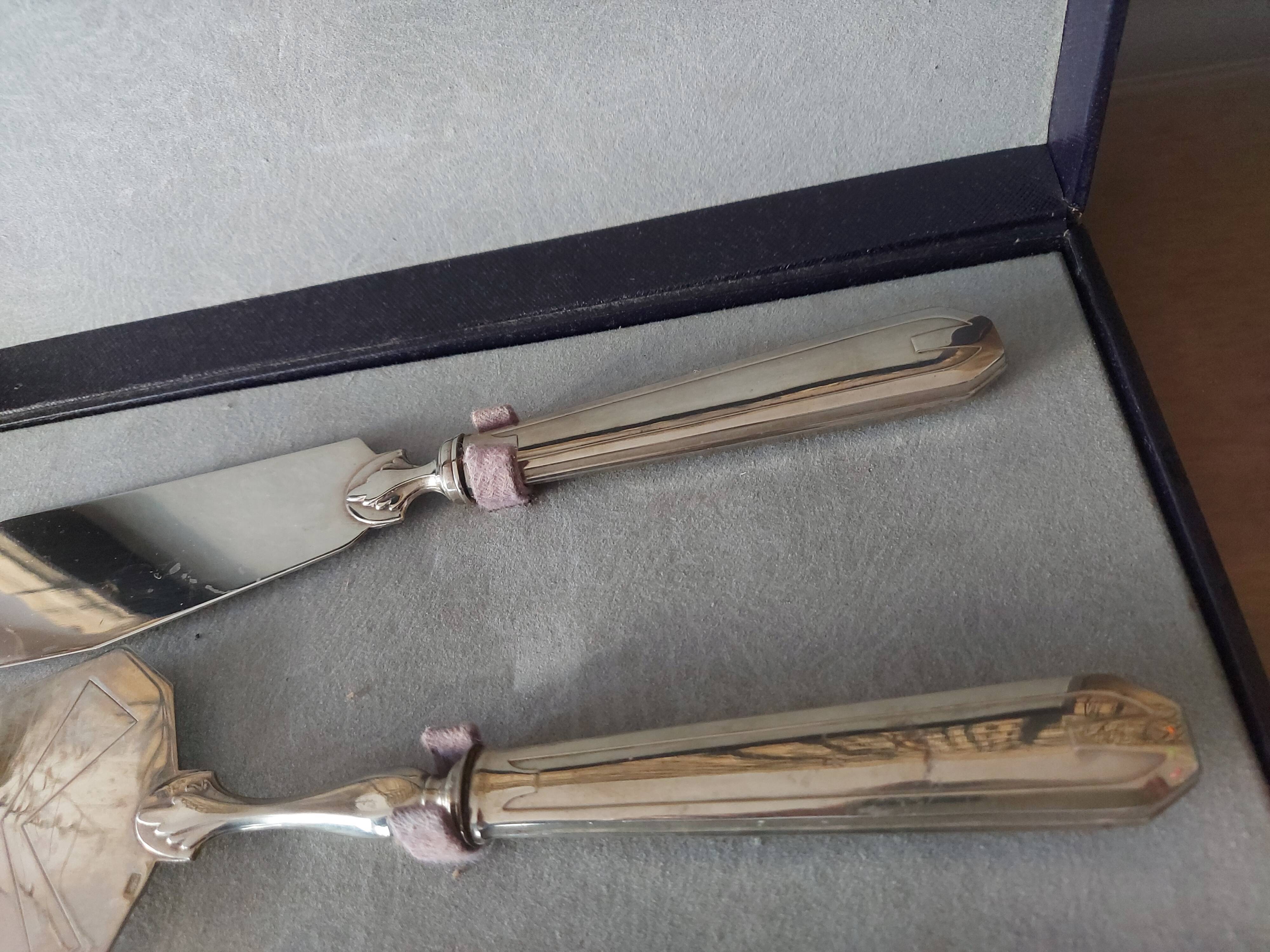 Art Deco fish service box