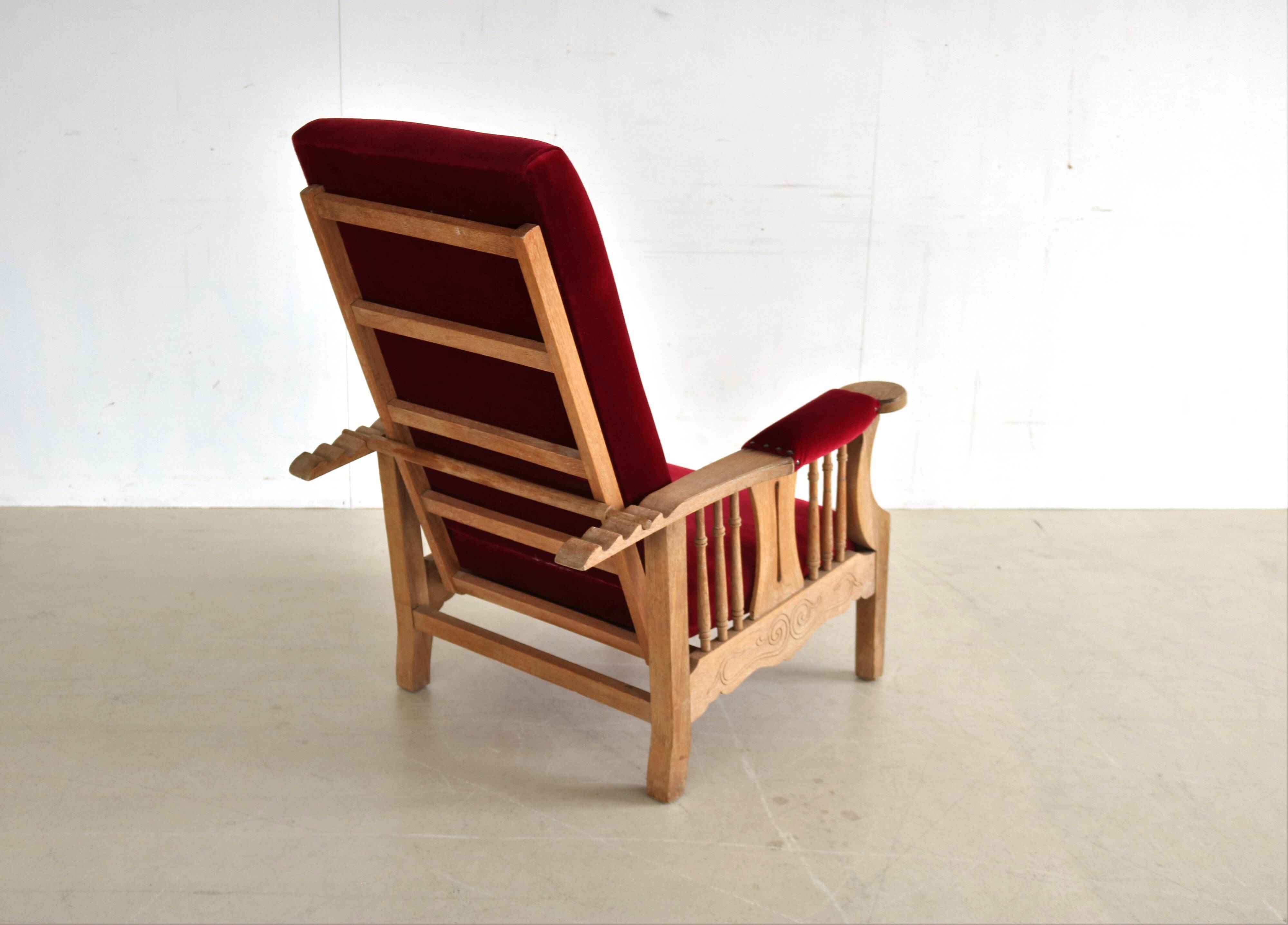 Vintage lounge chair
