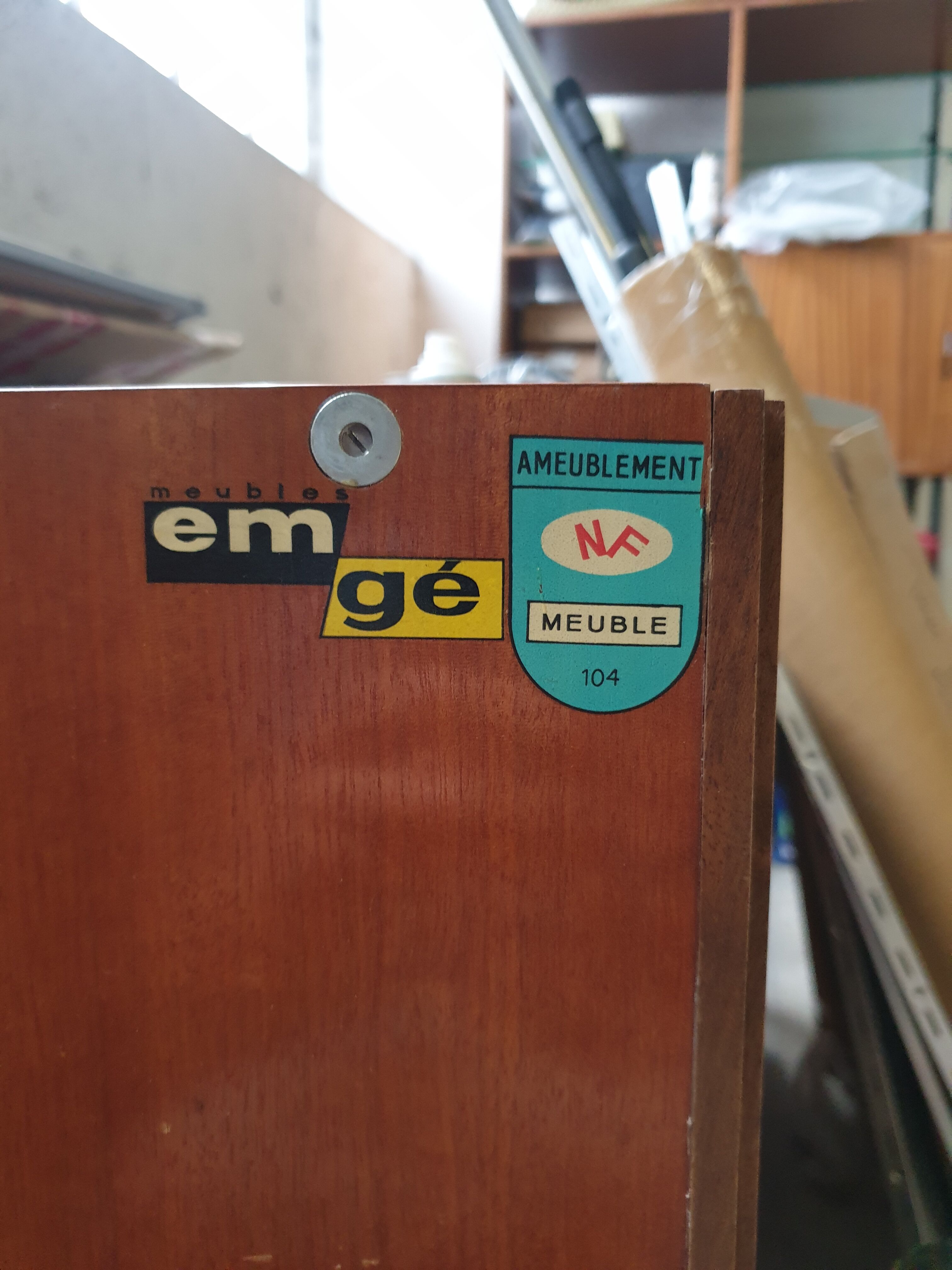 Teak sideboard of the Maison Emgé