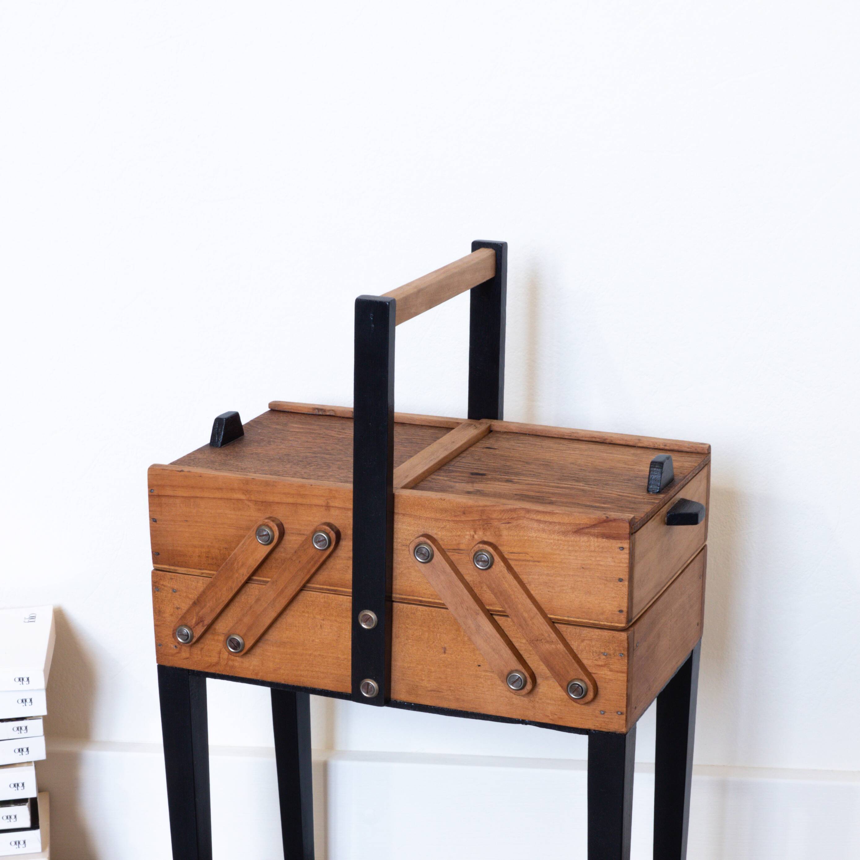 Old wood worker, black feet, blue interior