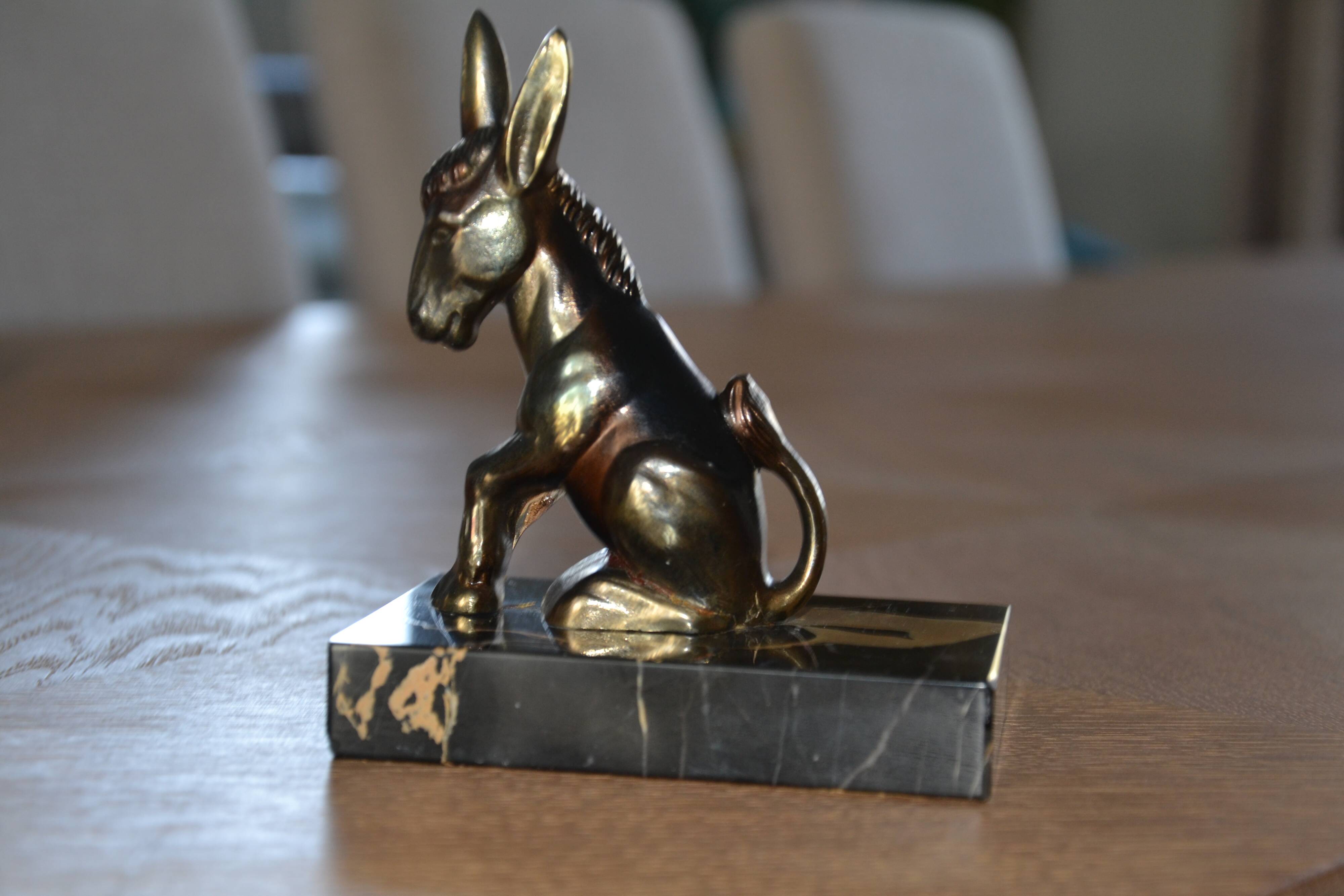 Free-standing donkey in resin