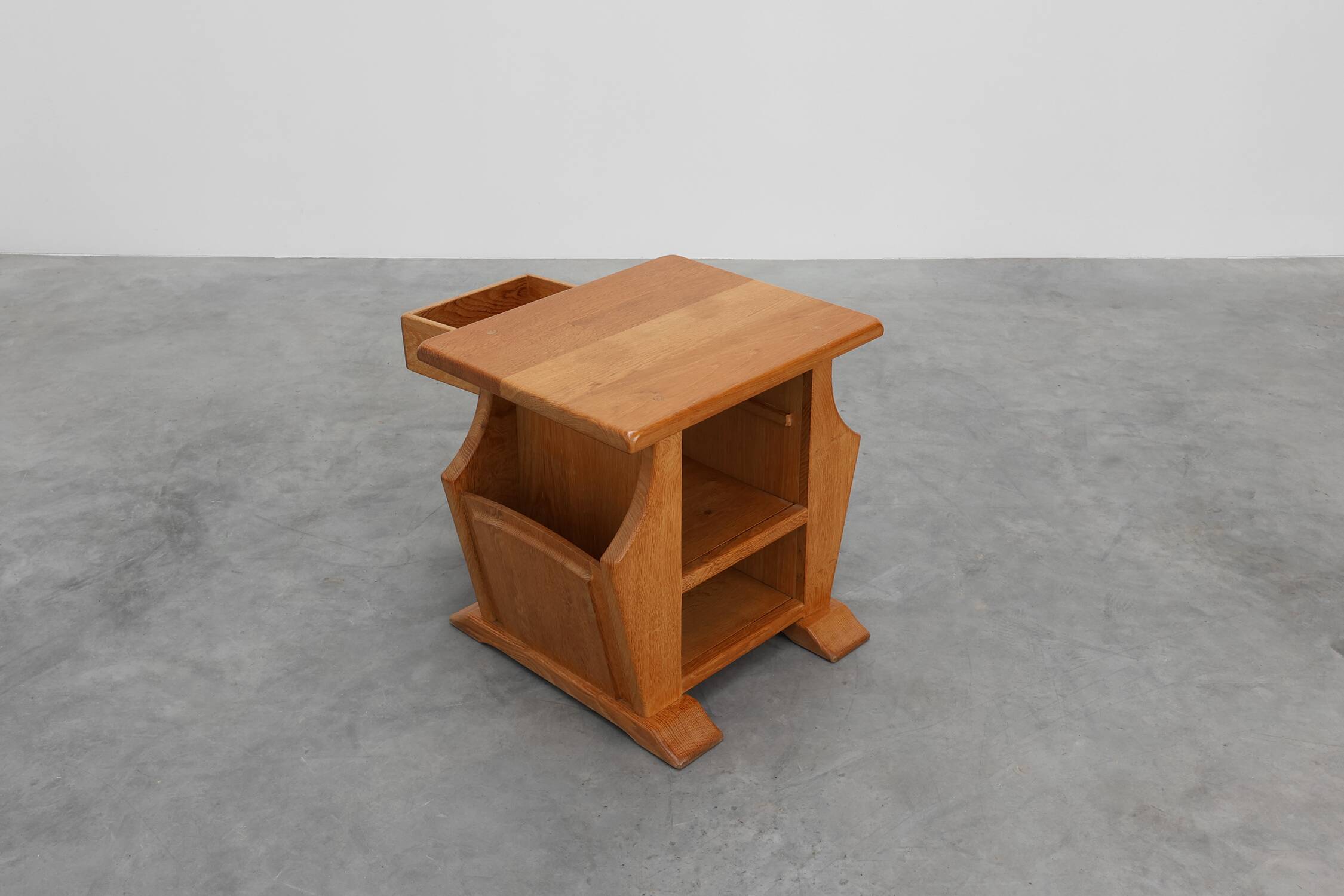 Mid-Century Blonde Oak Side Table, France 1980s