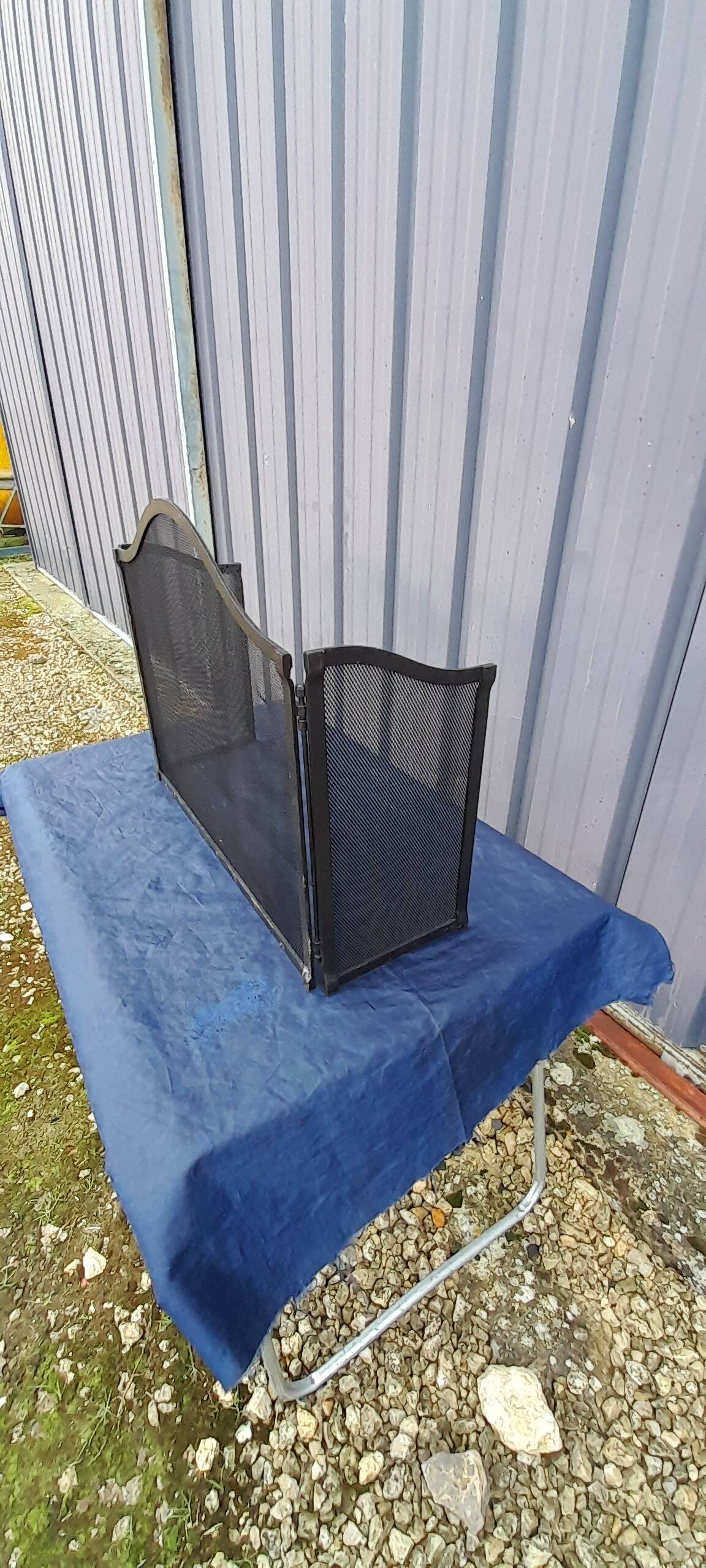 Pare feu  cheminée avec 2 volets en fer forgé noir H 50 cm